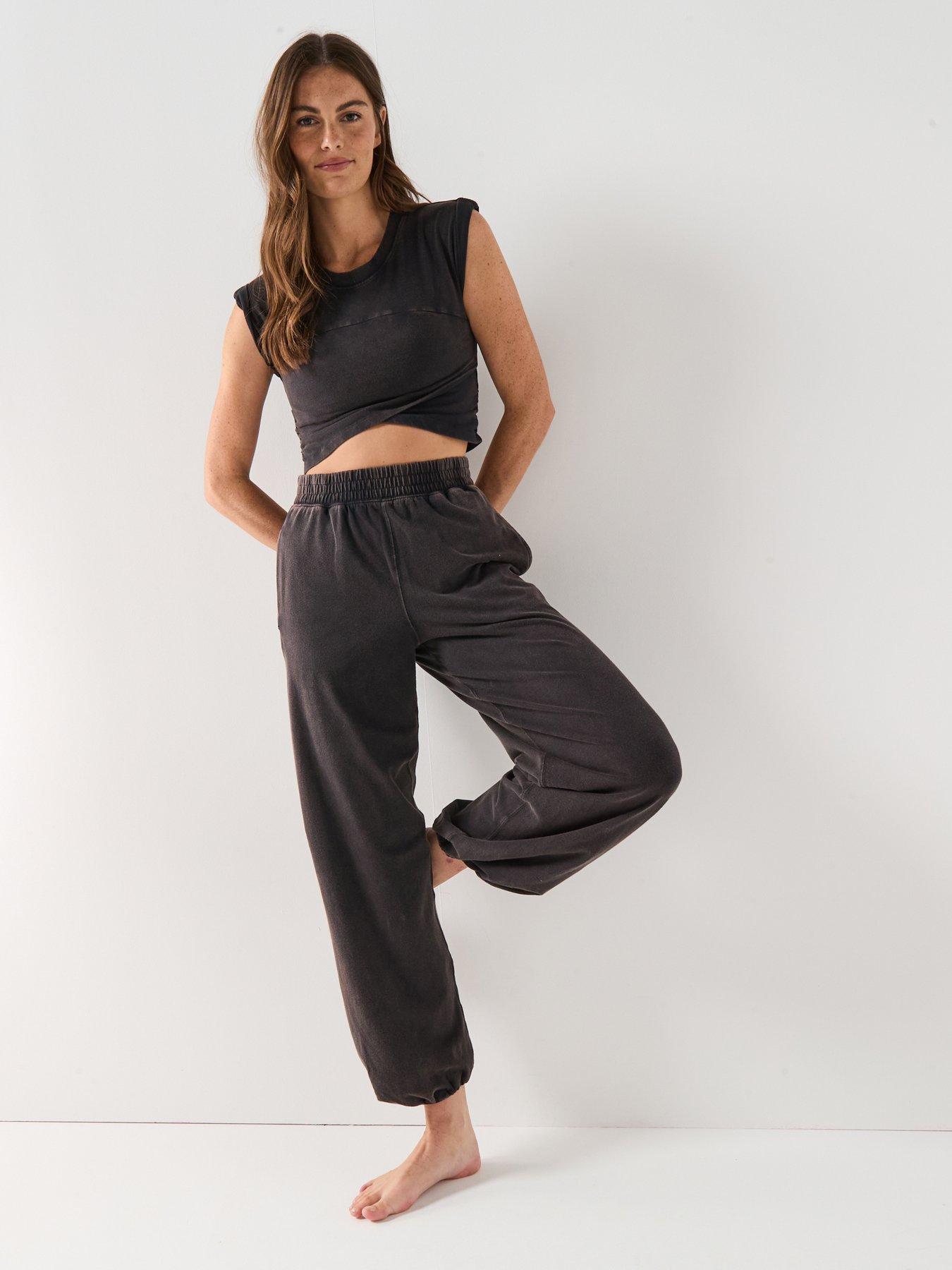 fp-movement-womens-training-golden-hour-set-black