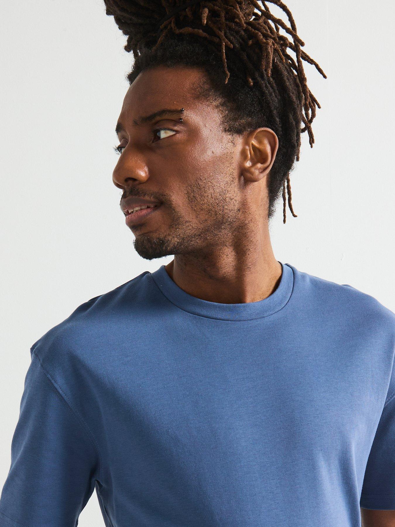  image of very-man-relaxed-fit-interlock-t-shirt-blue