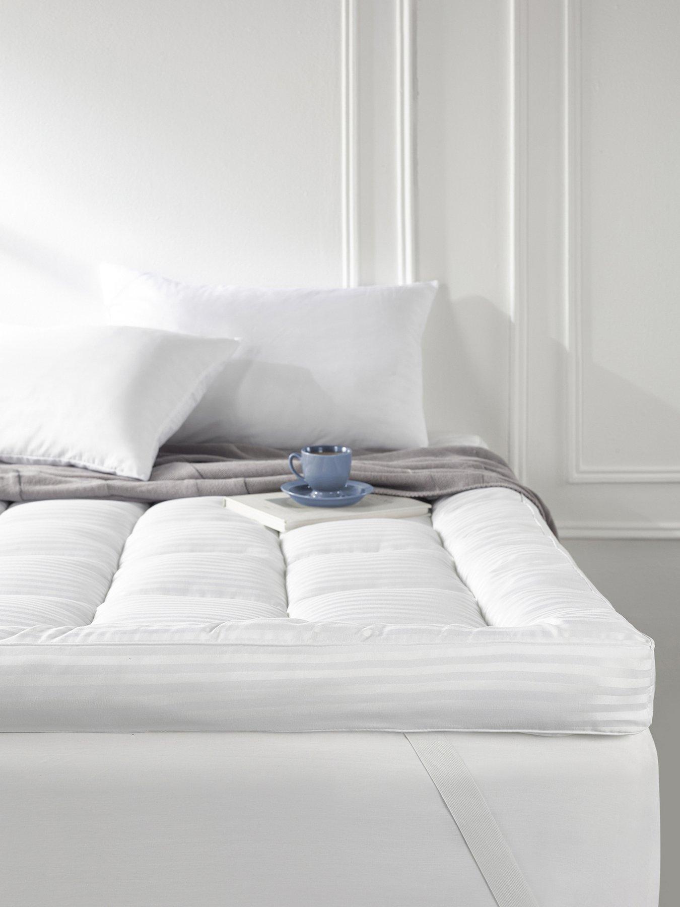 undefined Snuggledown Luxury Deep Fill 10cm Woven Mattress Topper, Single