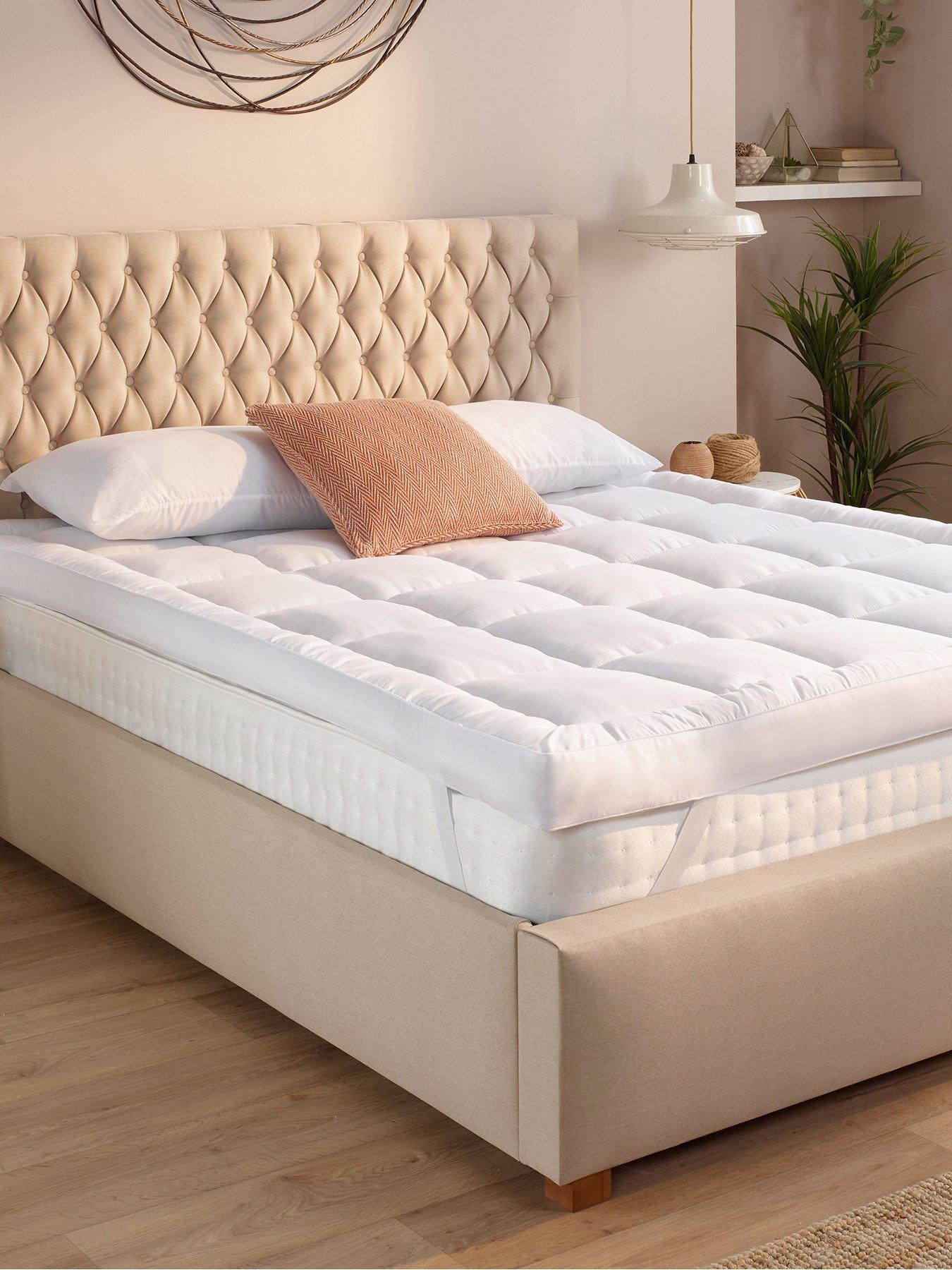 Slumberdown Sleep Soundly Climate Control Extra Deep 10cm Mattress Topper- King