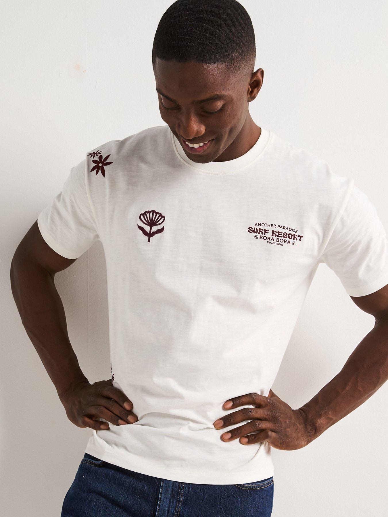 Image 1 of 6 of Very Man Relaxed Fit Left Chest Print T-Shirt - Ecru