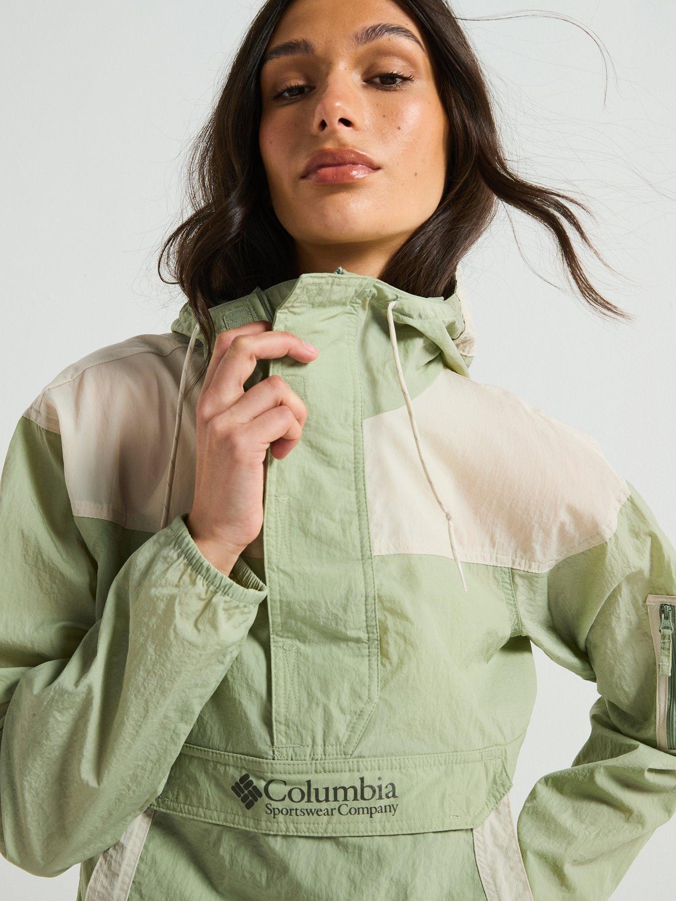  image of columbia-womens-challenger-2-windbreaker-green