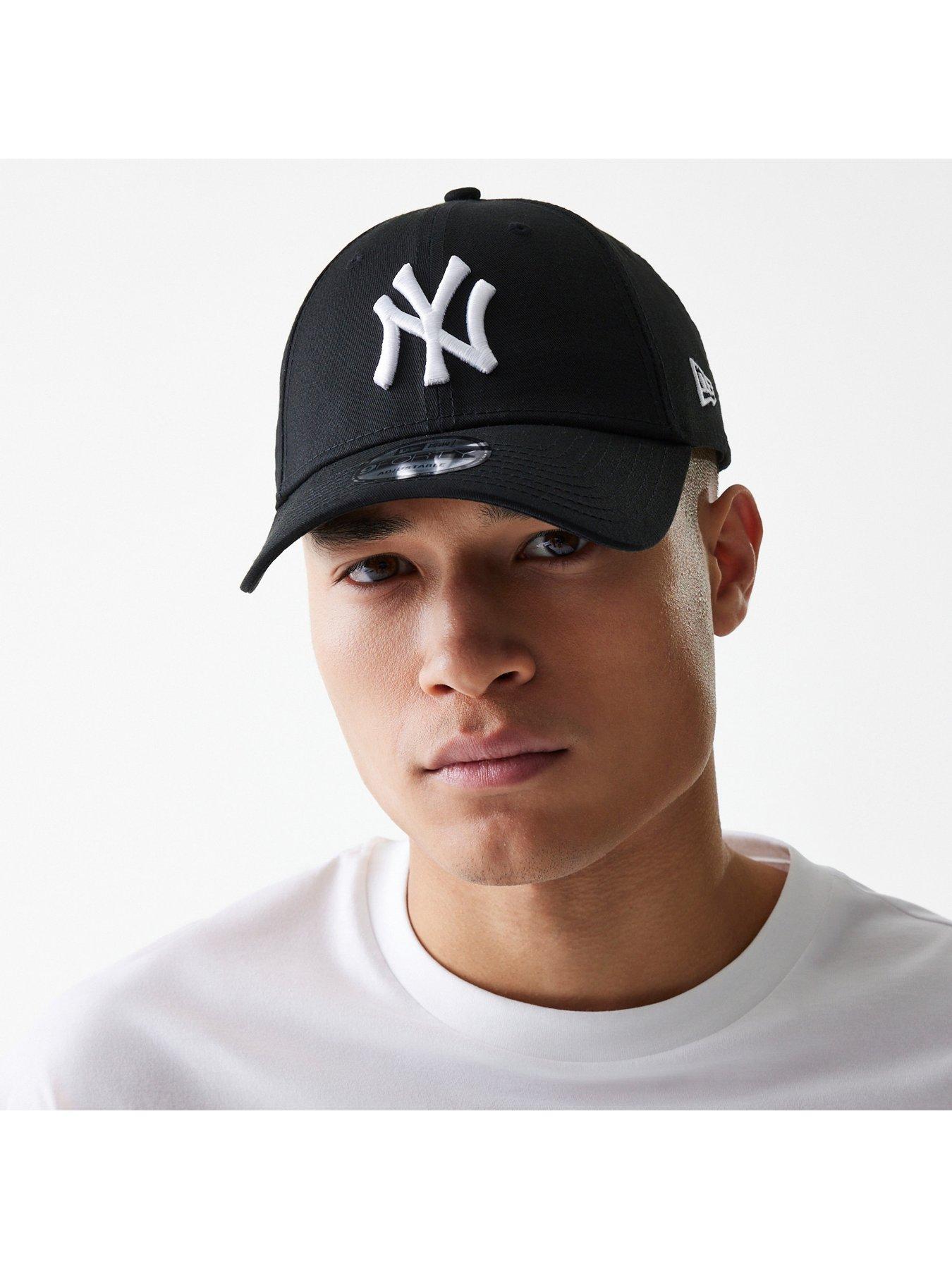  image of new-era-unisex-league-basic-9forty-cap-blackwhite