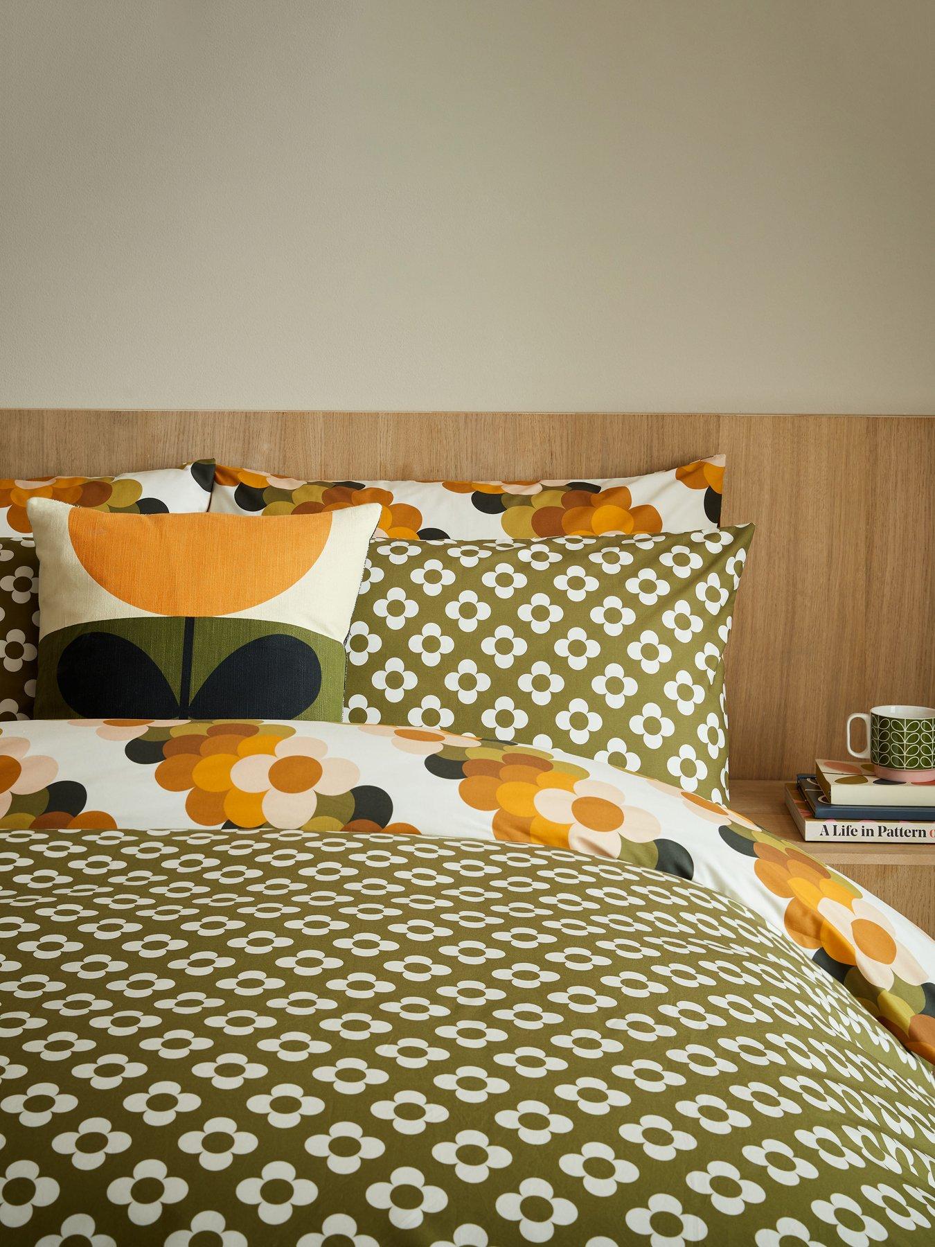 image of orla-kiely-retro-flower-stripe-duvet-set--double