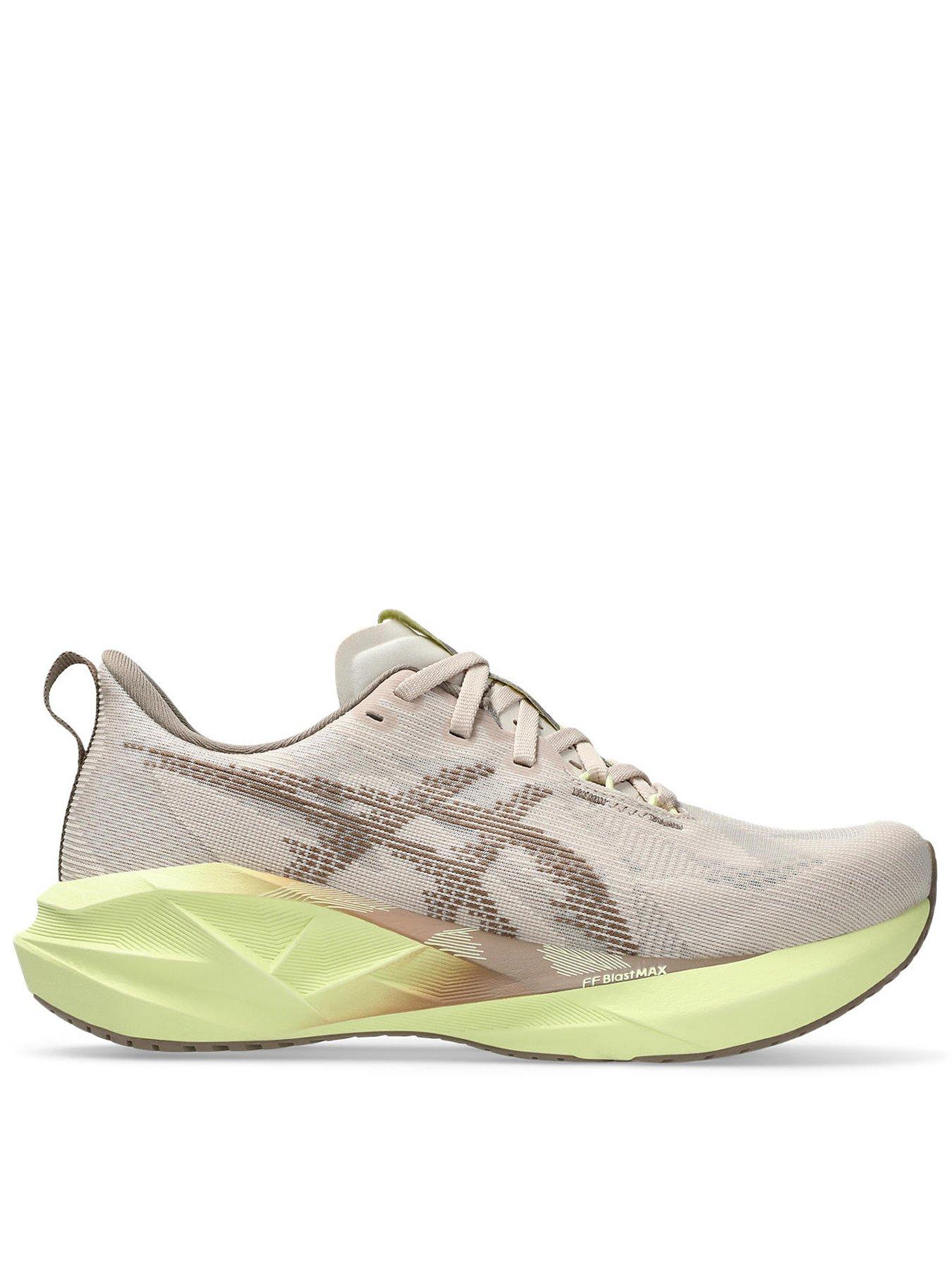 asics-womens-running-novablast-5-trainers-beige