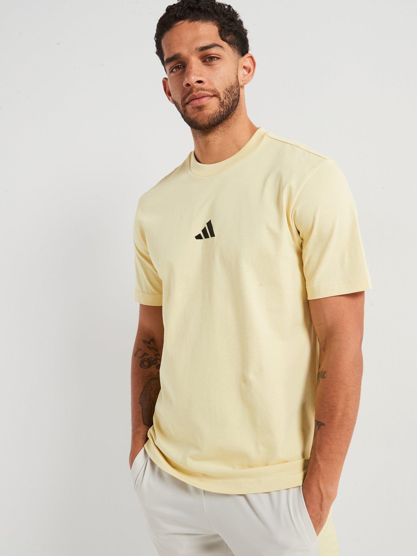 adidas-sportswear-mens-essentials-small-logo-single-jersey-t-shirt-yellowblack
