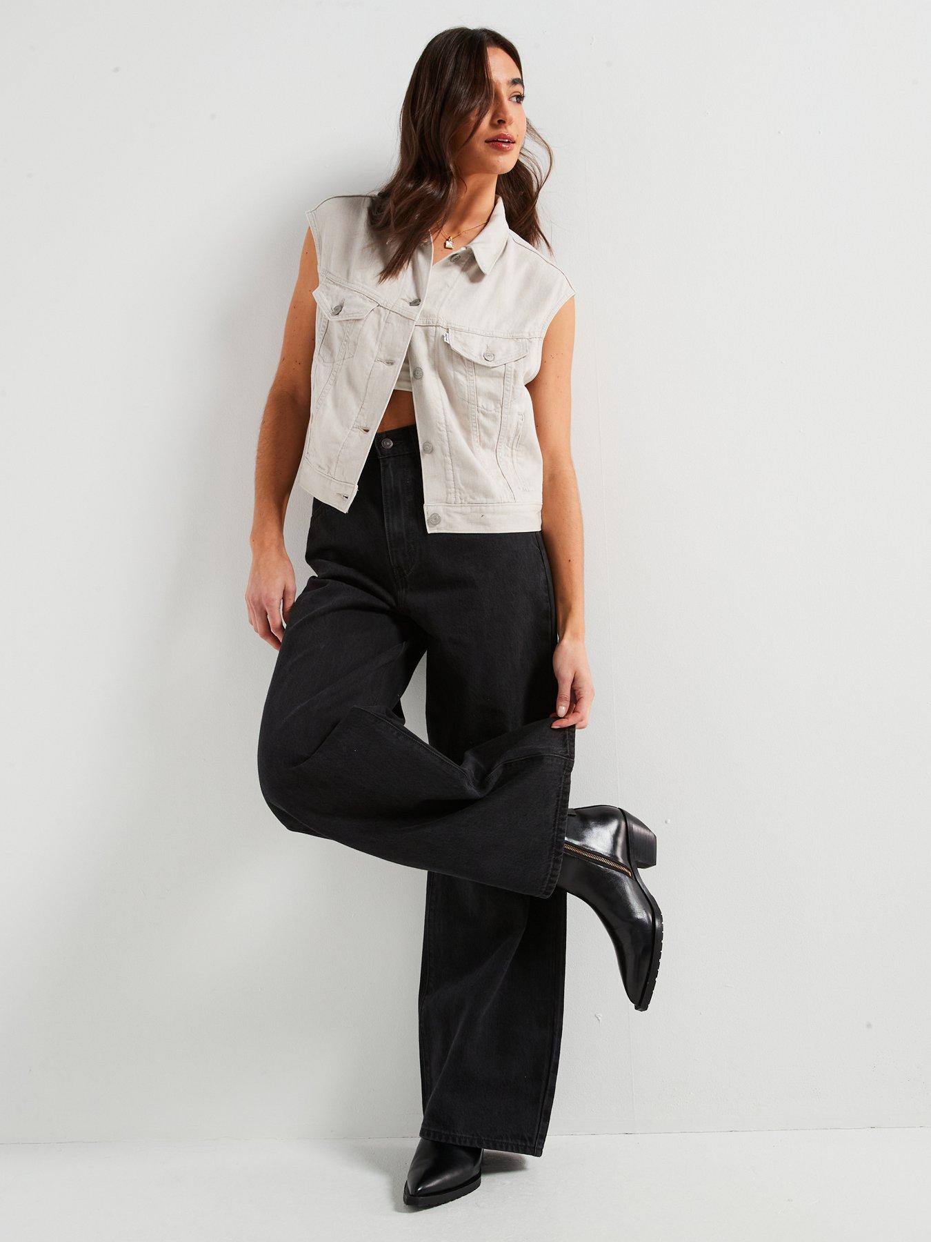 Image 5 of 6 of Levi's Cinch Baggy Jeans - Capturing Moments&nbsp;- Black