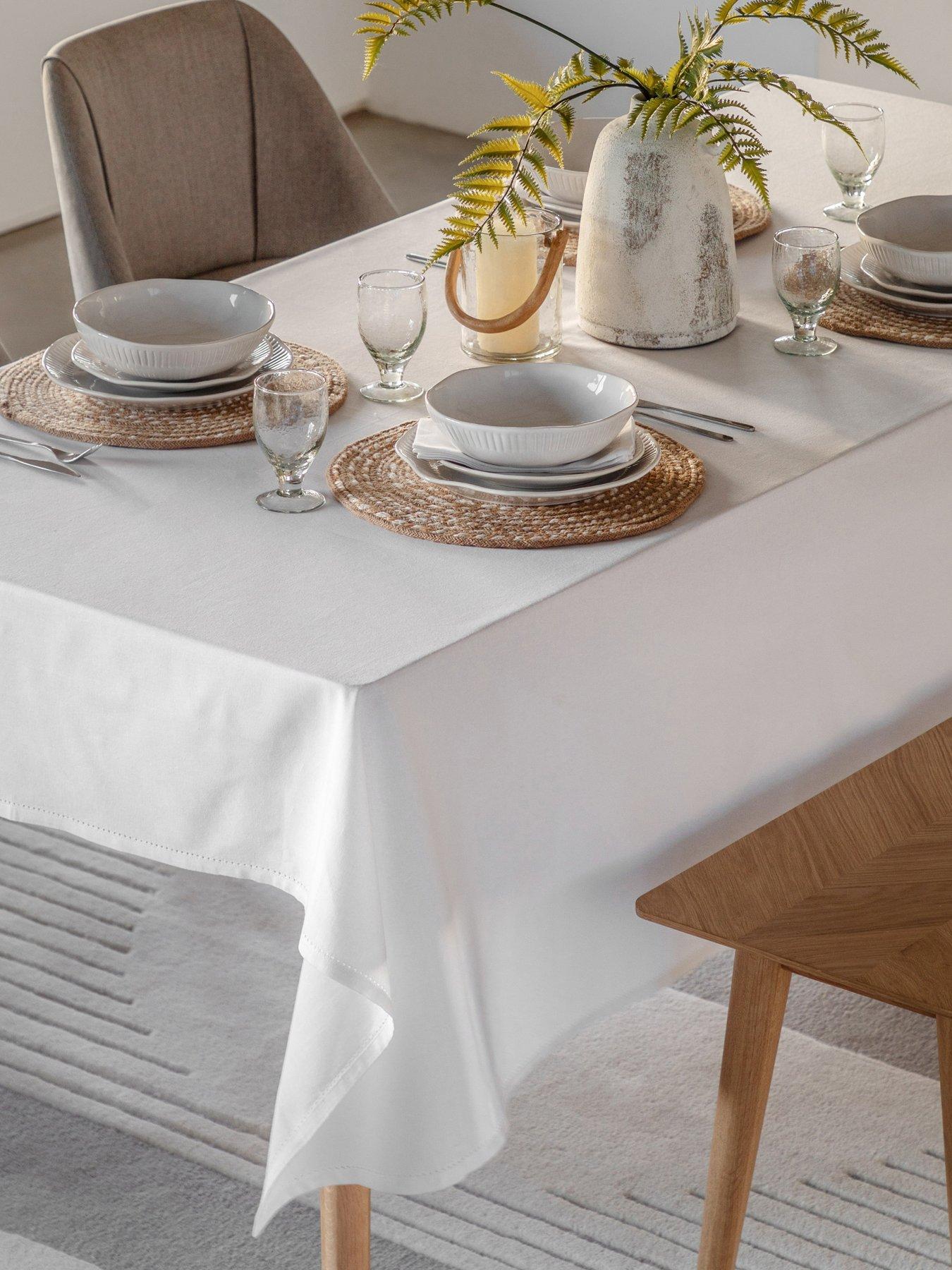 undefined White Classic Tablecloth White