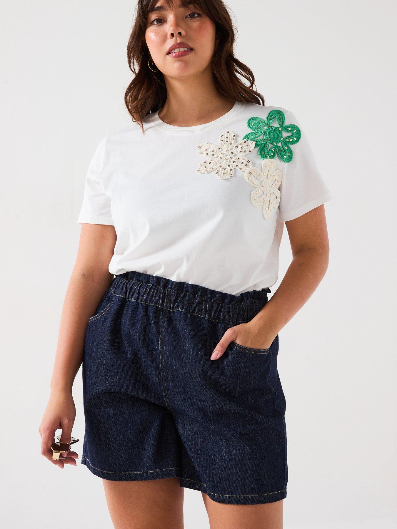 V by Very Curve Applique Floral T-Shirt - White