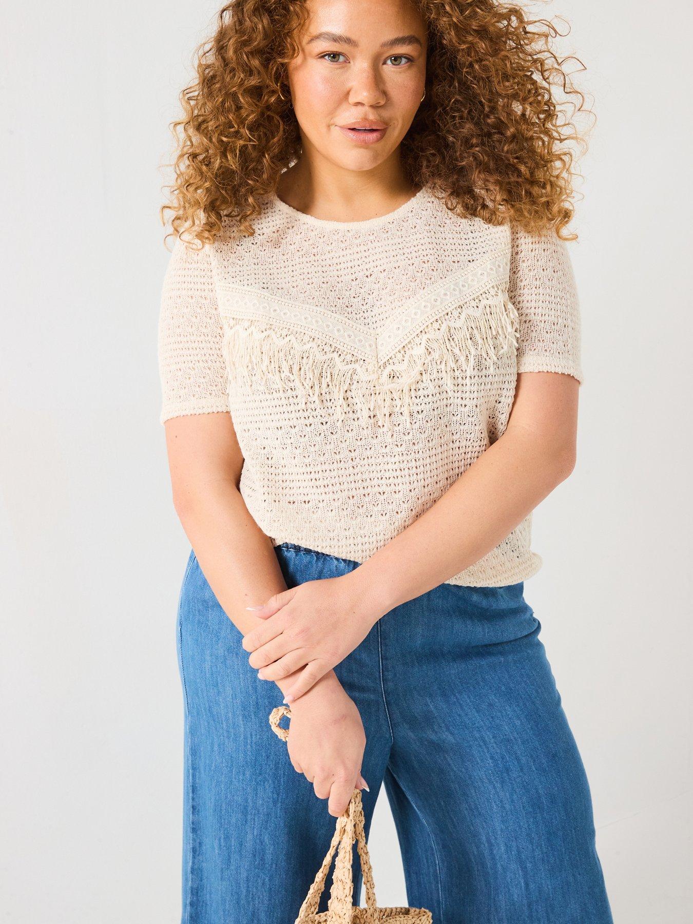 front image of v-by-very-curve-fringe-detail-crochet-short-sleeve-top-cream