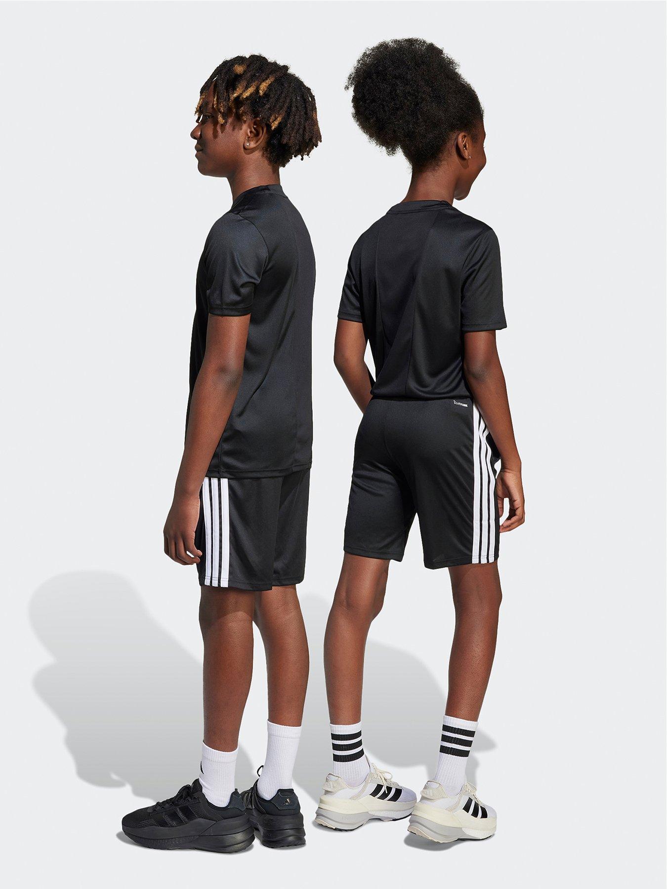 back image of adidas-junior-boys-train-essentials-3-stripe-set-black