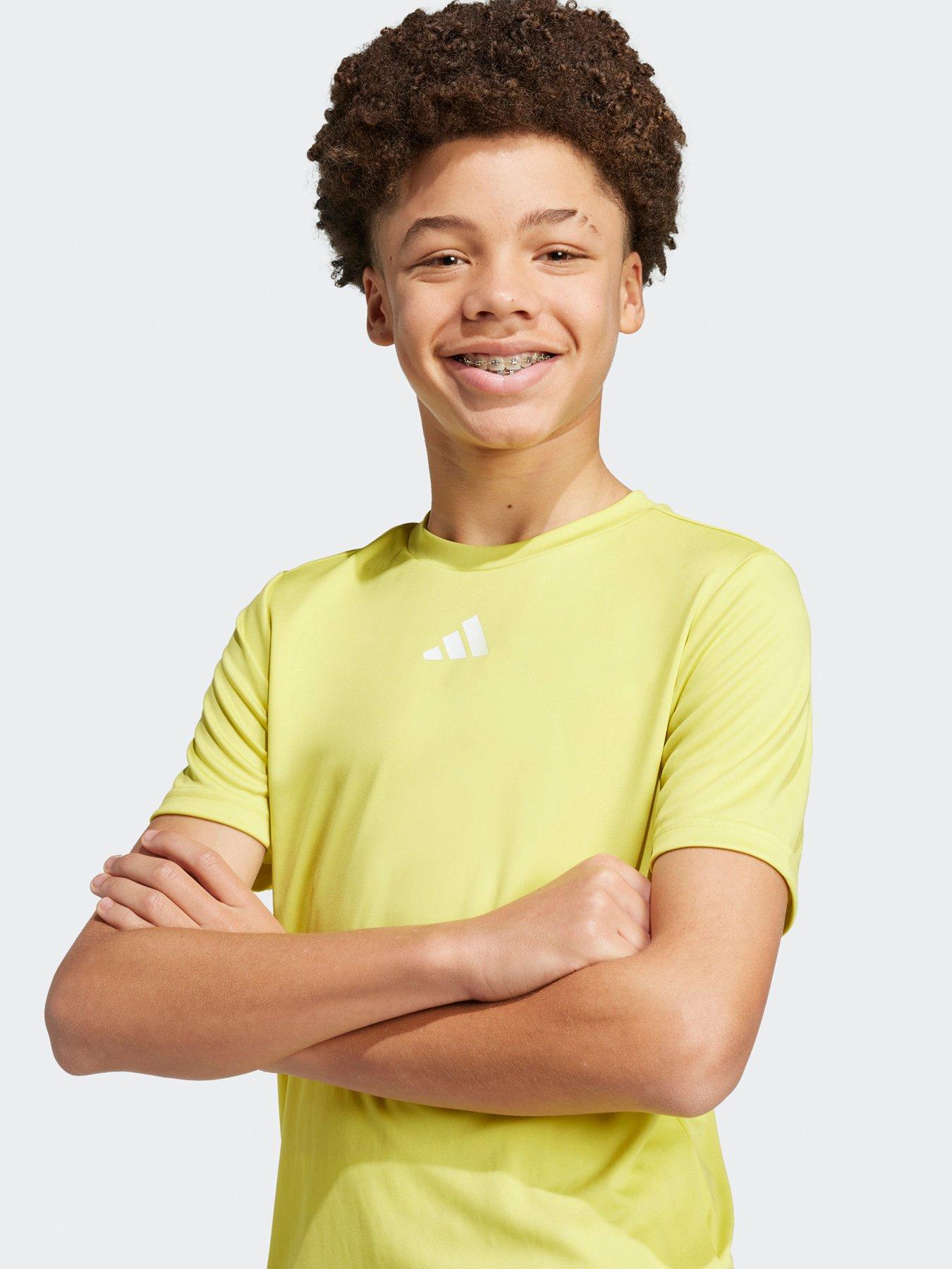  image of adidas-boys-junior-train-essentials-3-stripe-set-yellowgrey