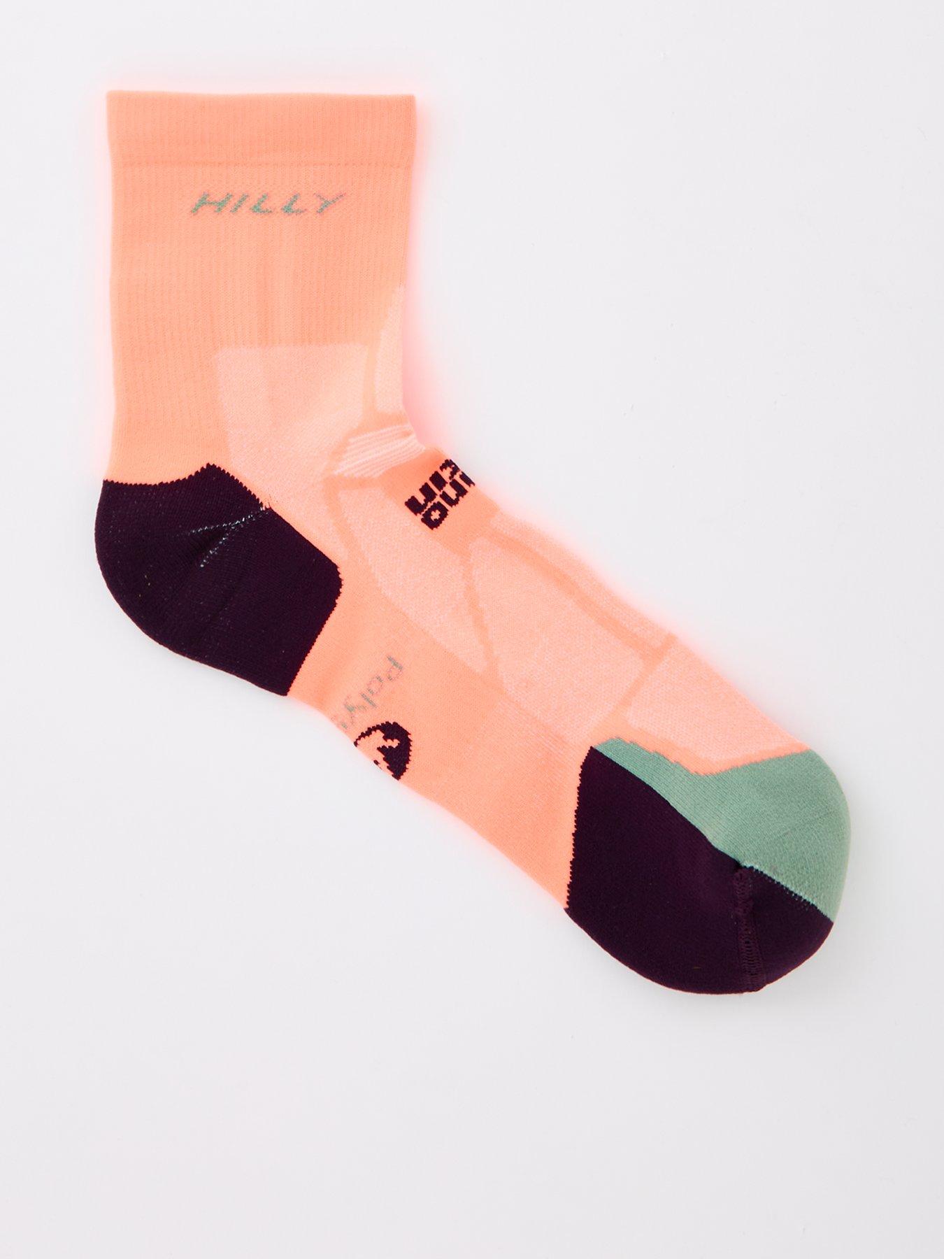 hilly-marathon-fresh-anklet-min-running-sock-orange
