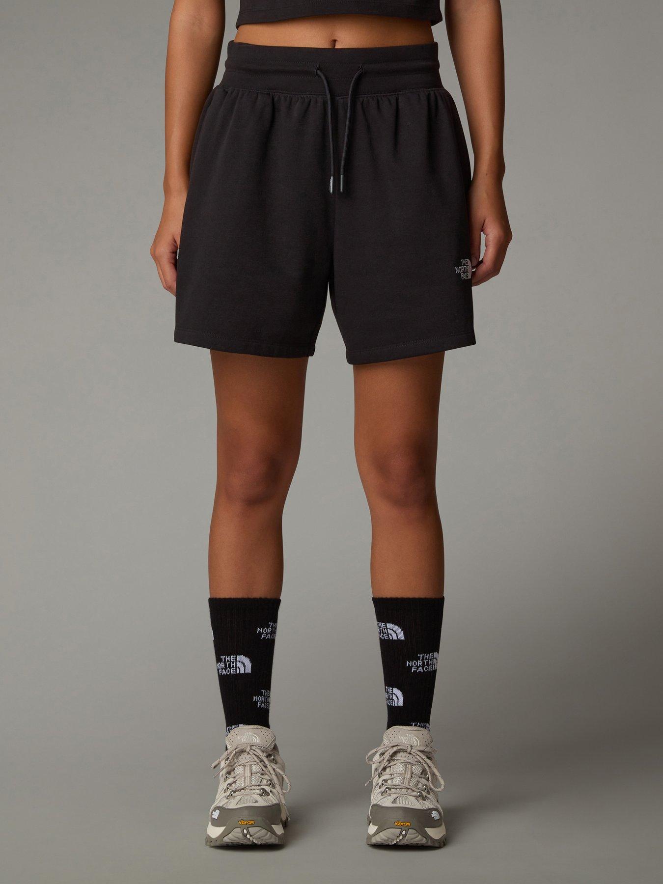the-north-face-womens-essential-relaxed-shorts-black
