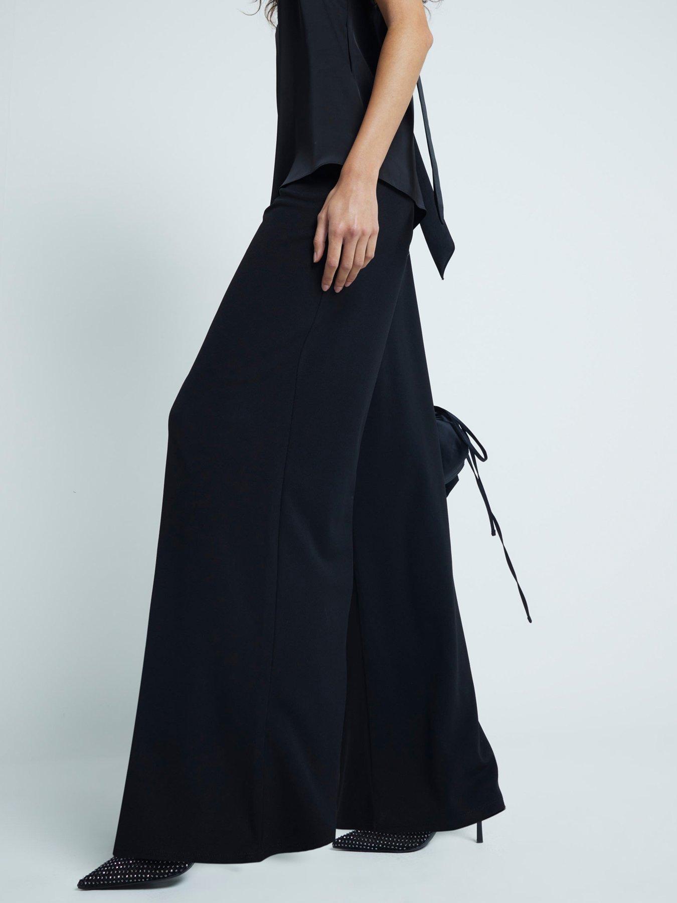undefined Pleated Wide Leg Trouser - Black