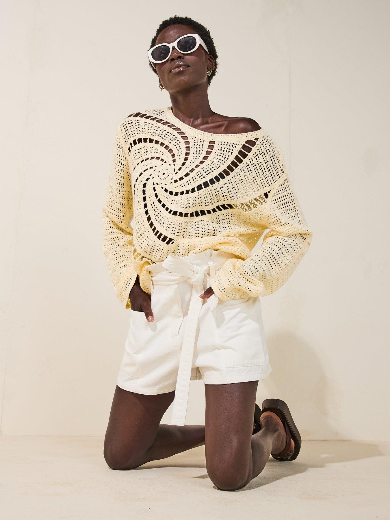 v-by-very-swirl-crochet-long-sleeve-top-yellow