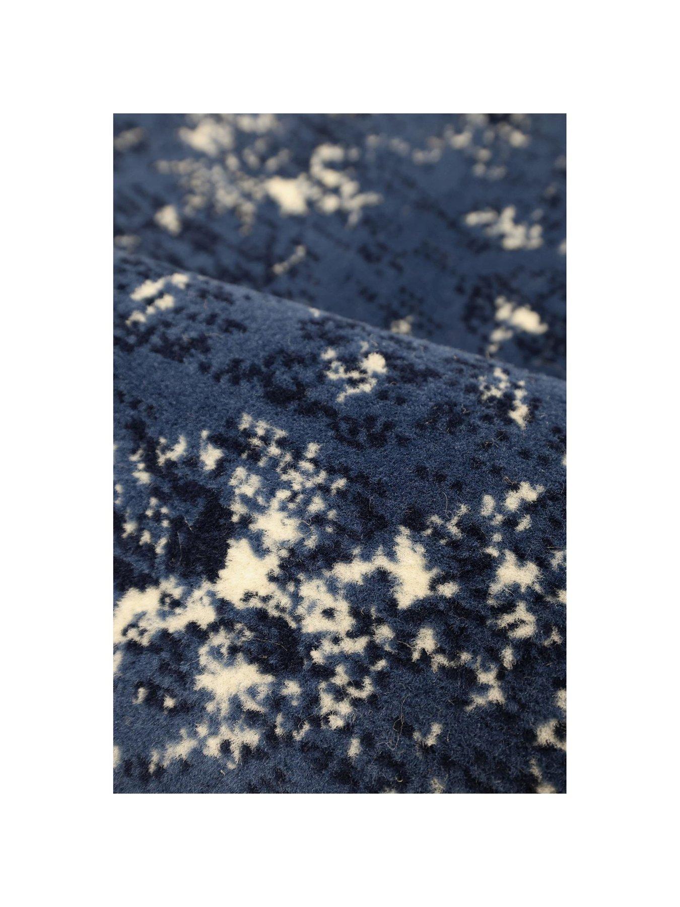  image of maestro-navy-runner