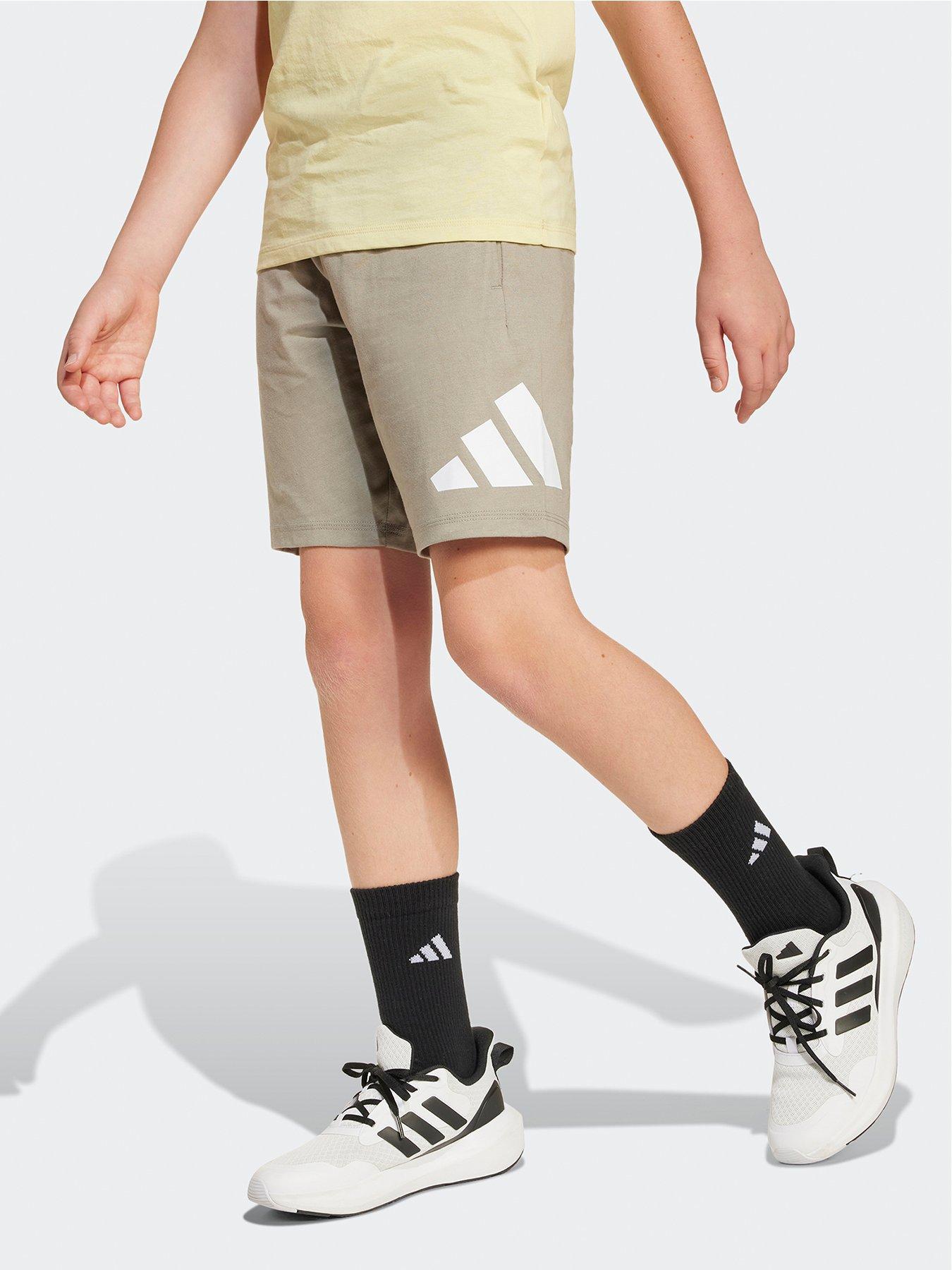 adidas-sportswear-junior-unisex-essentials-shorts-kids-beige
