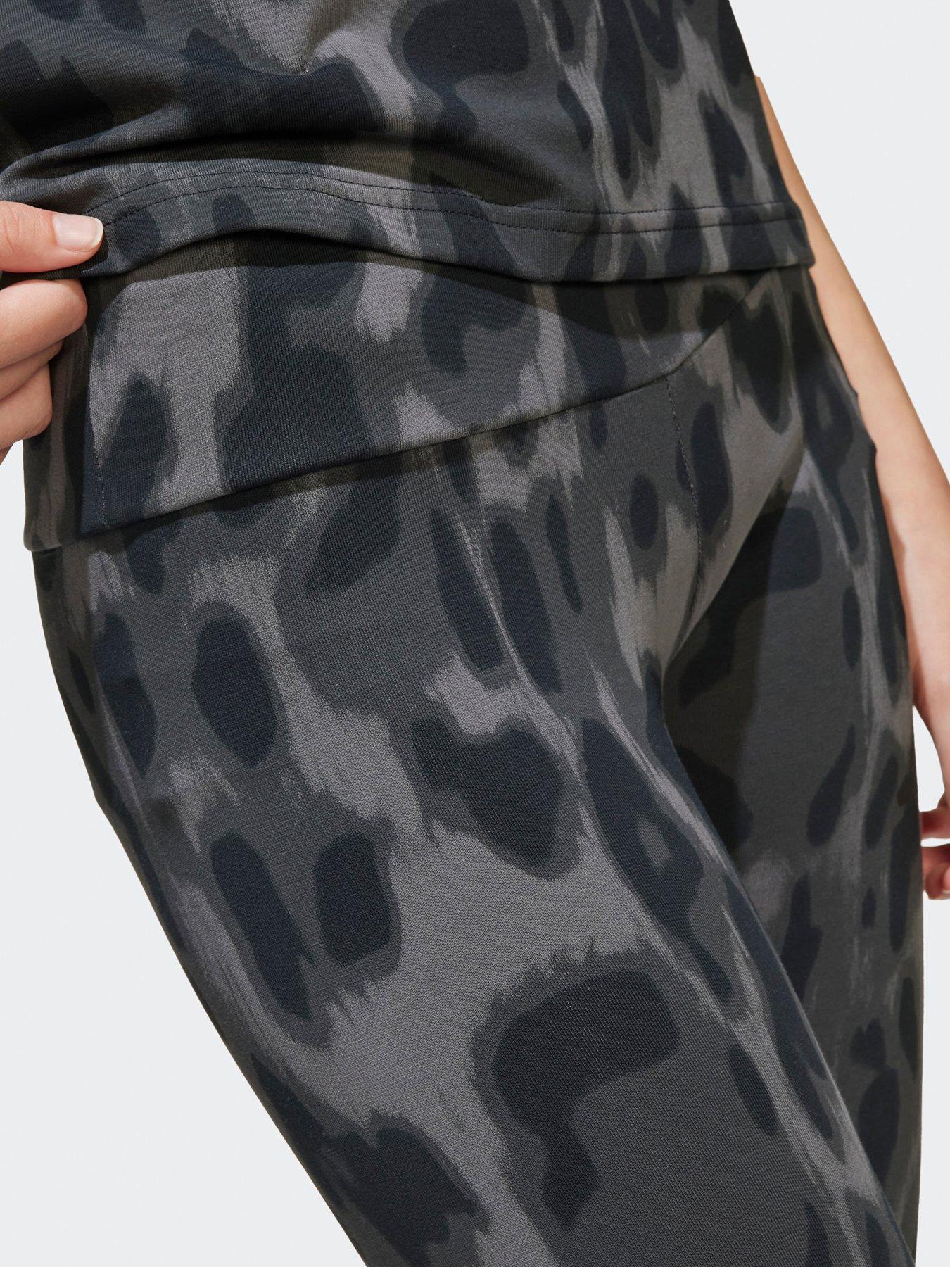  image of adidas-sportswear-junior-girls-future-icons-78-leggings-dark-grey