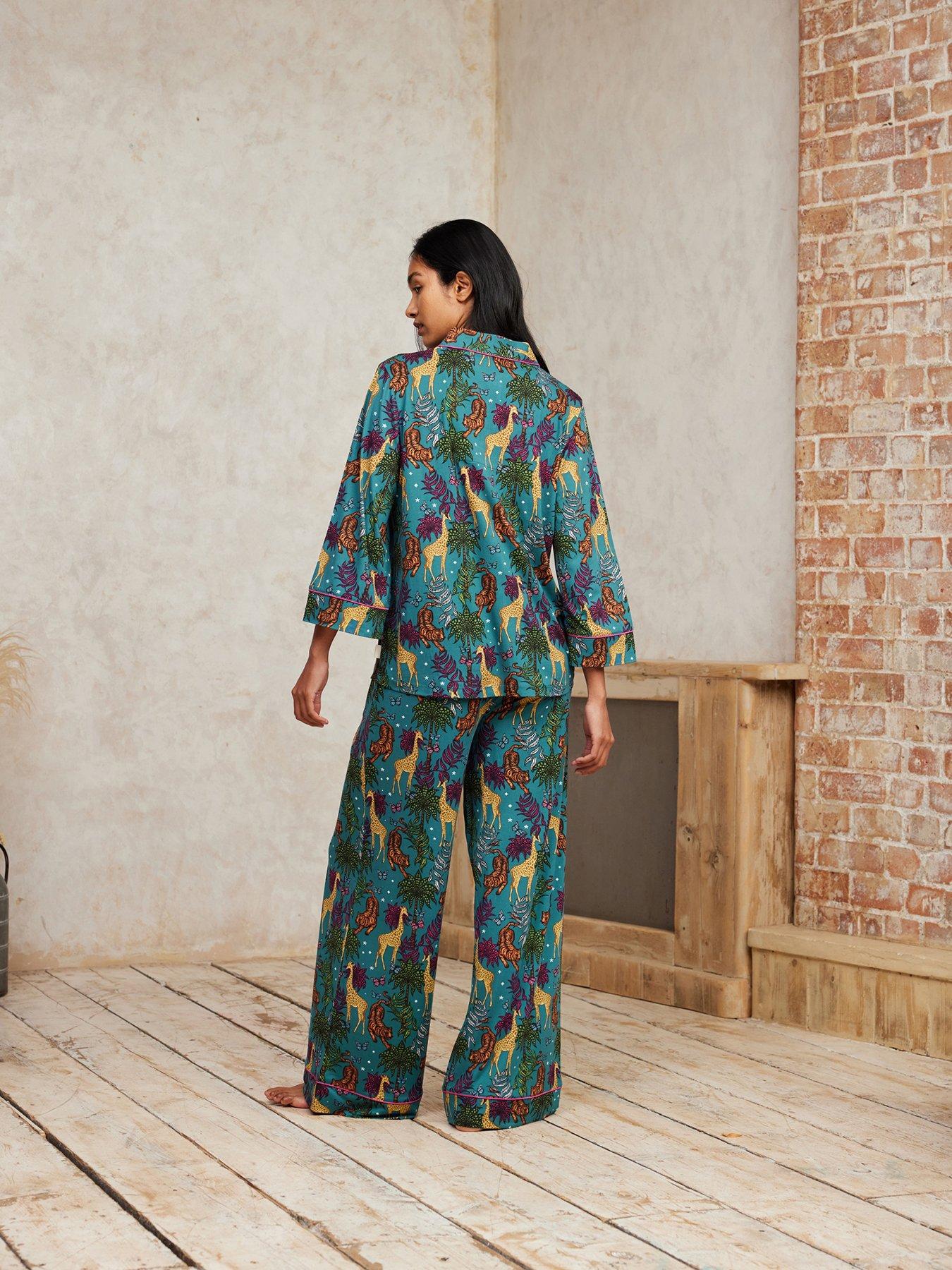  image of chelsea-peers-poly-34-sleeve-button-down-with-wide-leg-bottoms-multi