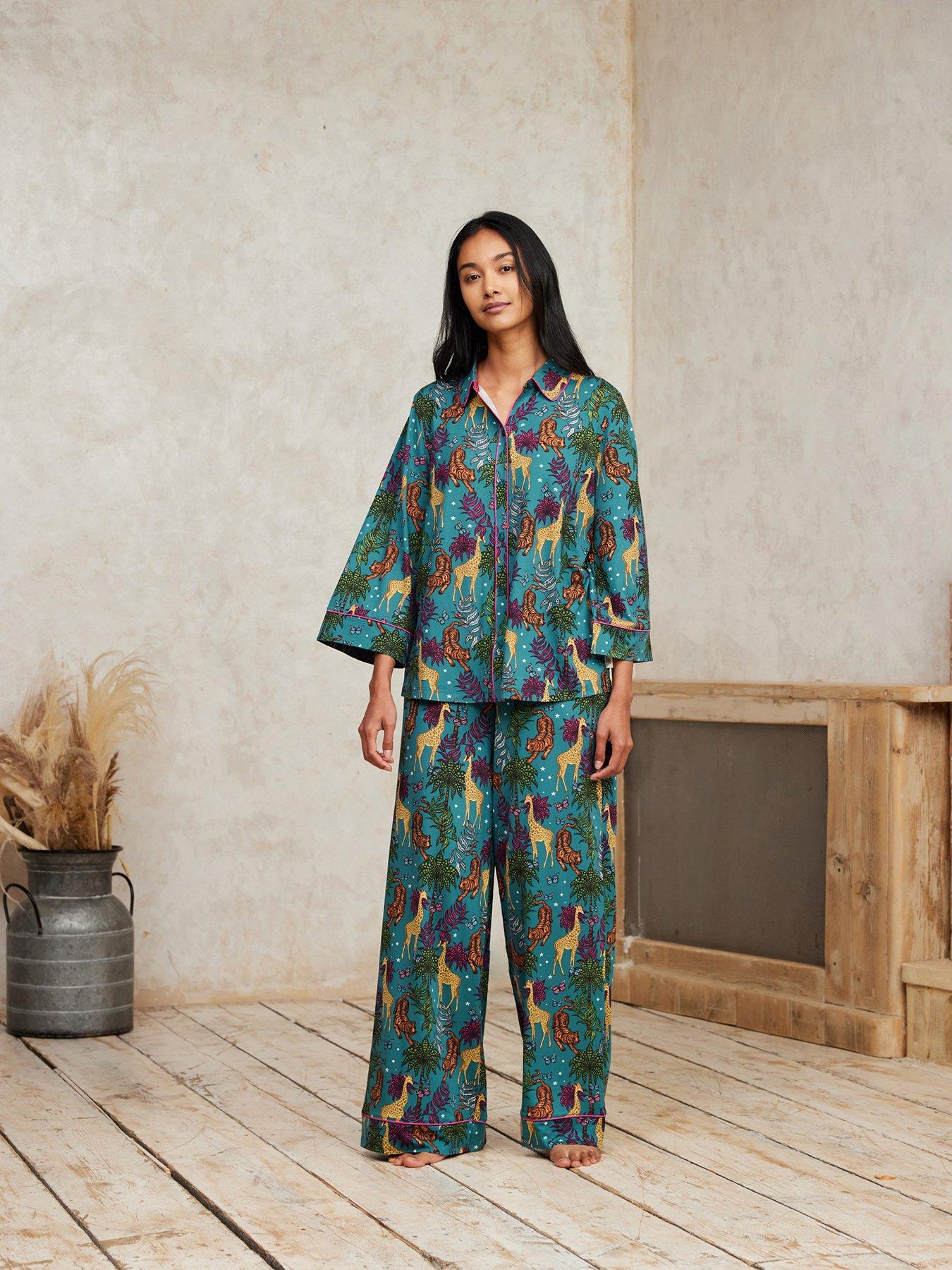  image of chelsea-peers-poly-34-sleeve-button-down-with-wide-leg-bottoms-multi