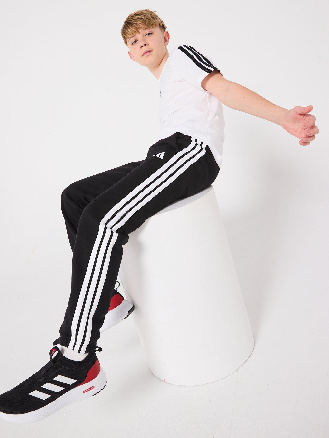 adidas-sportswear-junior-boys-essentials-t-shirt-white
