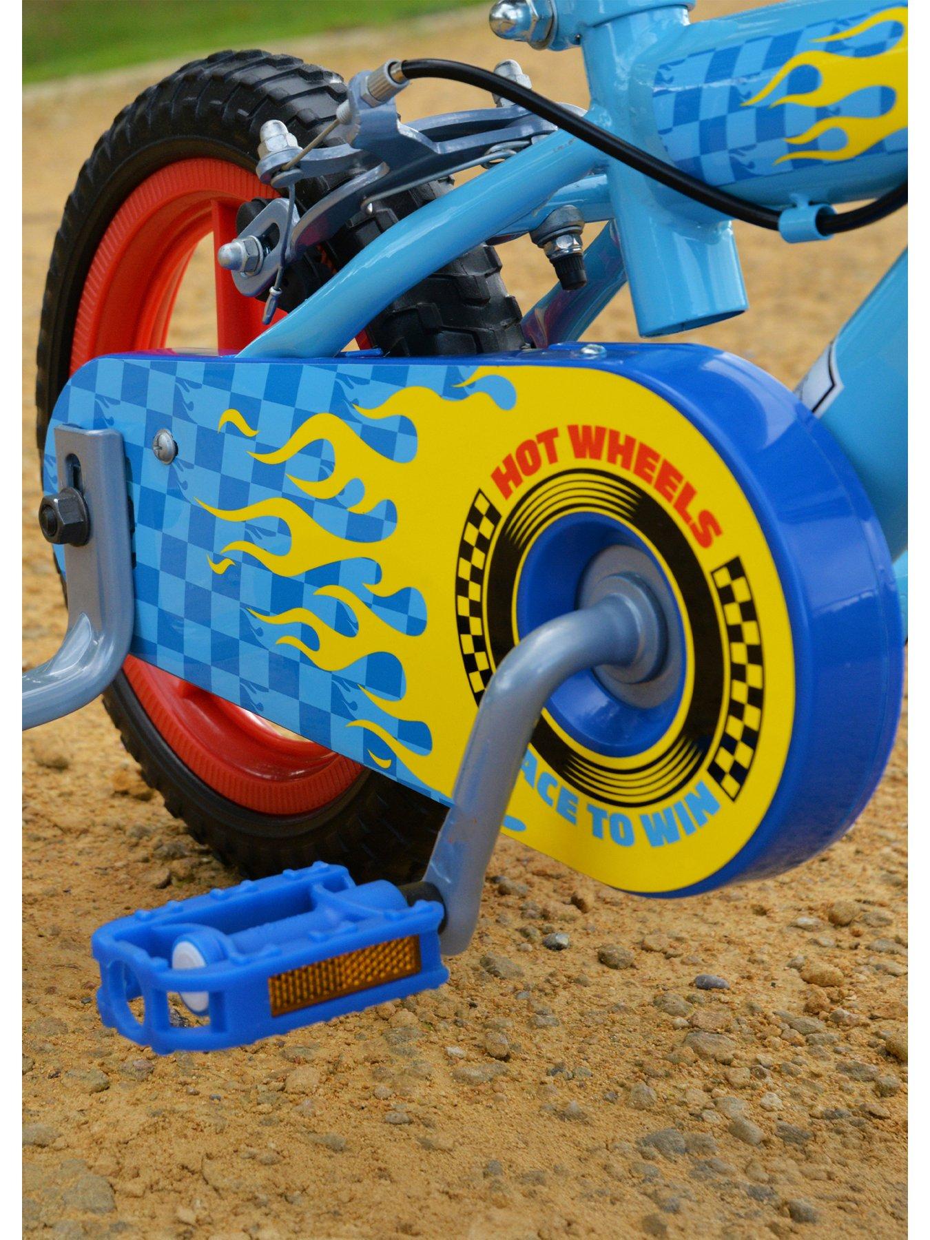 Image 6 of 7 of Hot Wheels 12" Bike - With Revver