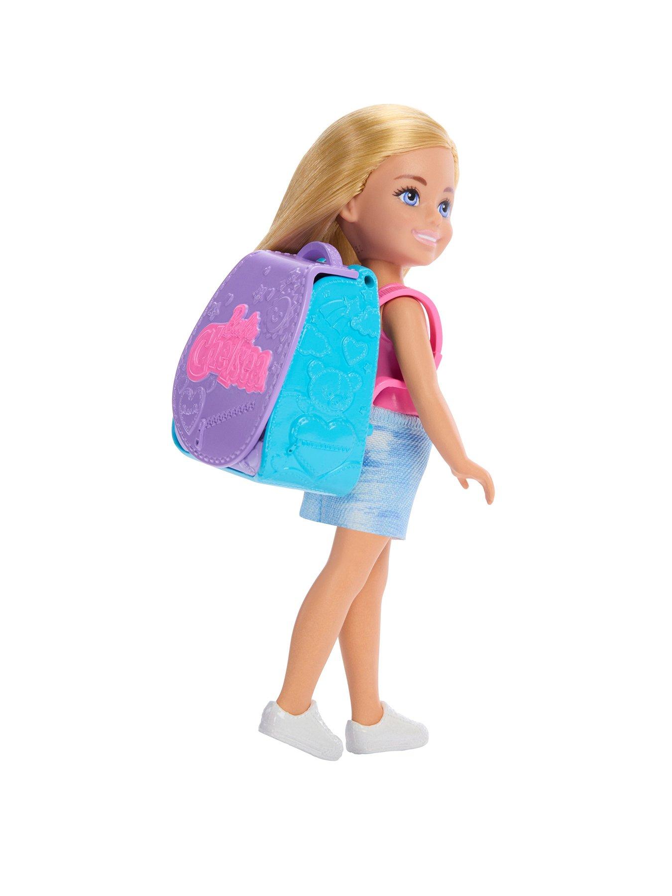 undefined Family  &  Friends Chelsea Cupcake Baking Backpack Chelsea Doll and Accessories