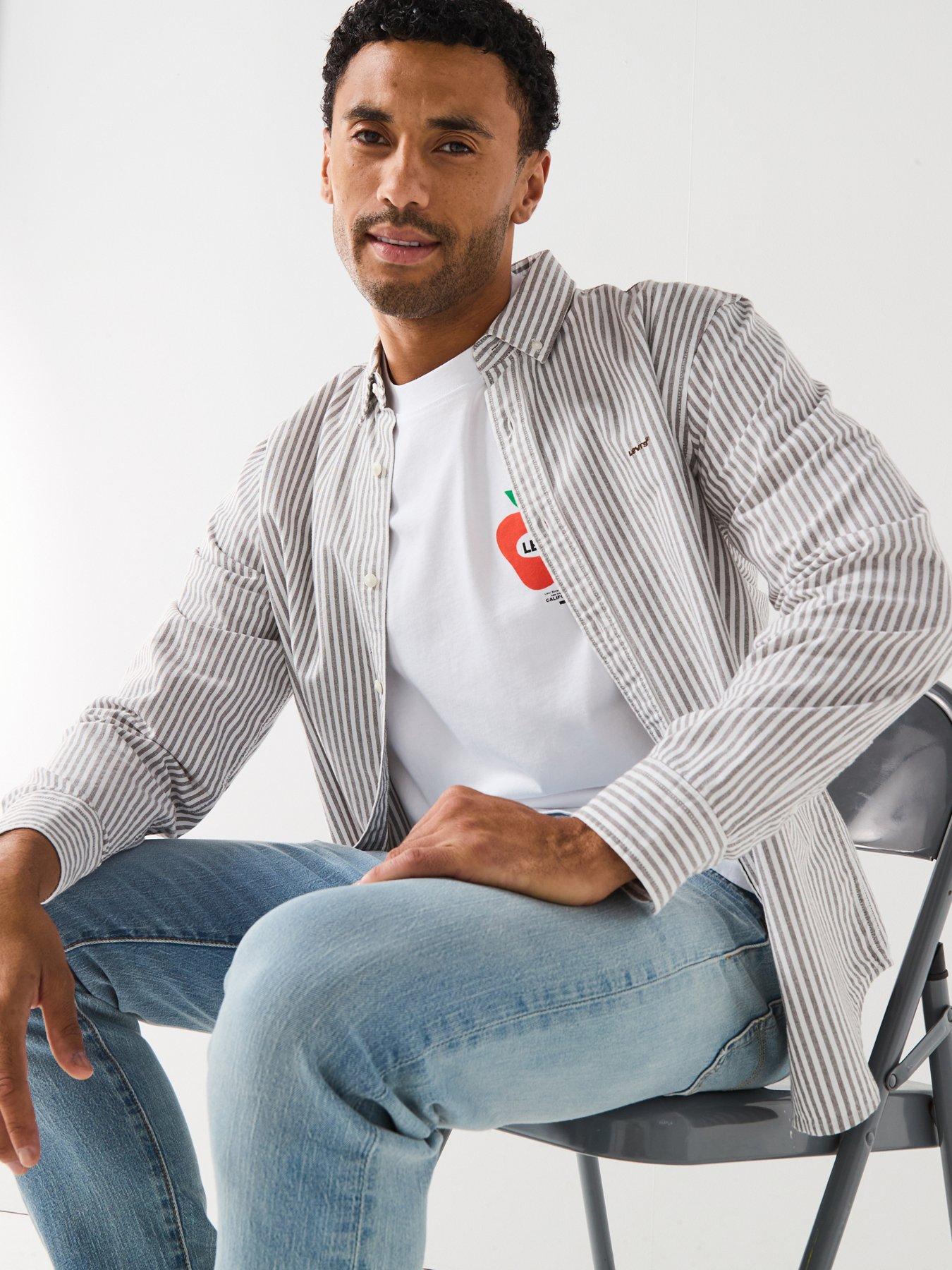 Image 5 of 6 of Levi's Levis Vintage Fit Graphic Short Sleeve T-shirt- White
