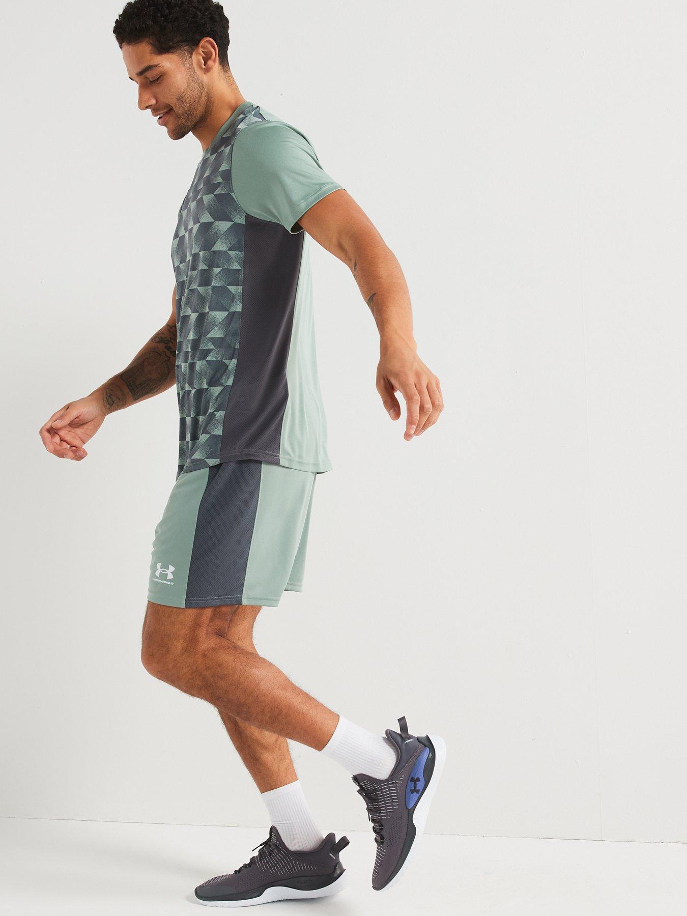 Image 3 of 5 of UNDER ARMOUR Mens Challenger Train Knit Shorts - Green