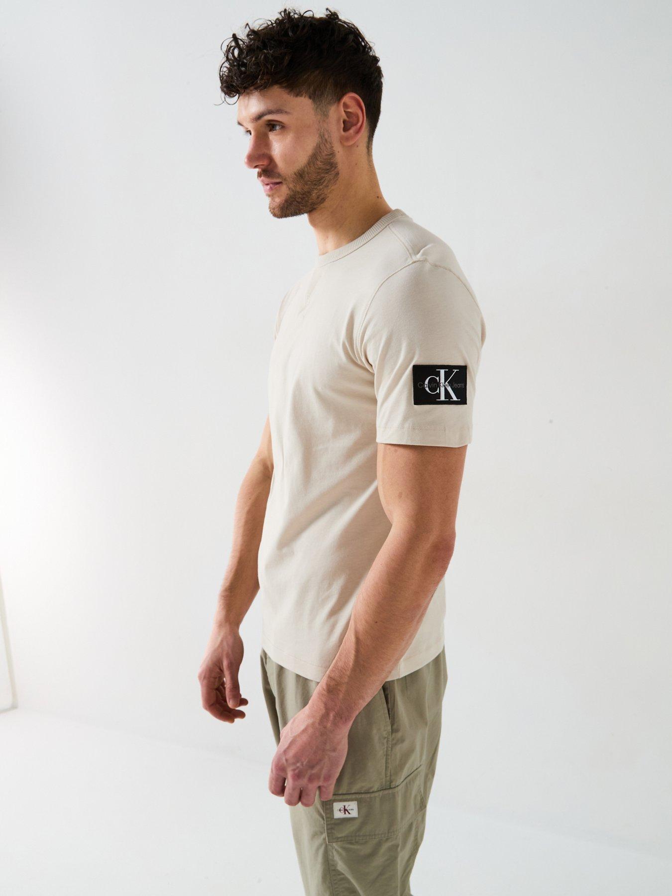 calvin-klein-jeans-badge-sleeve-regular-fit-t-shirt-light-beige