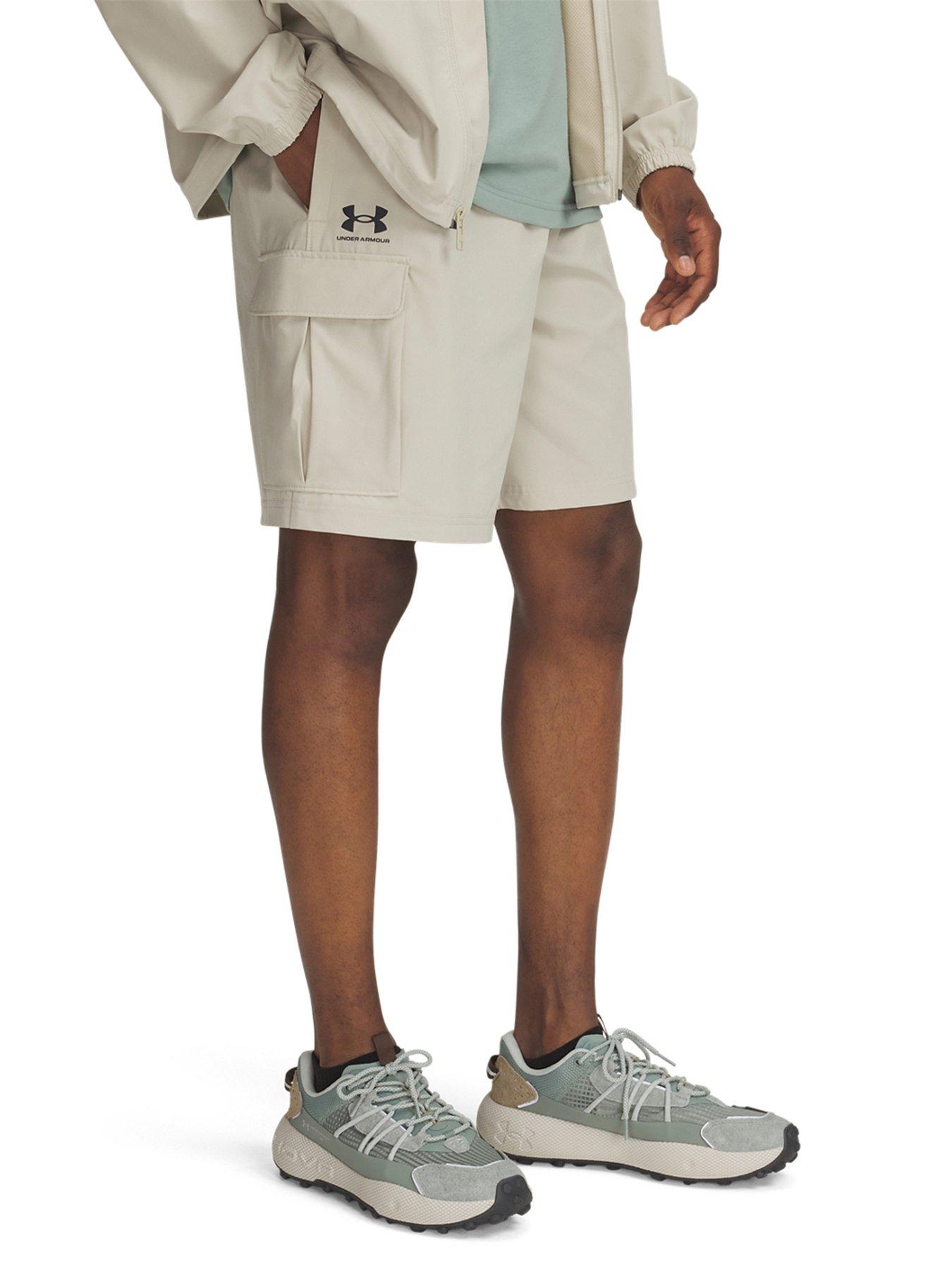 under-armour-mens-training-vibe-woven-cargo-shorts-green
