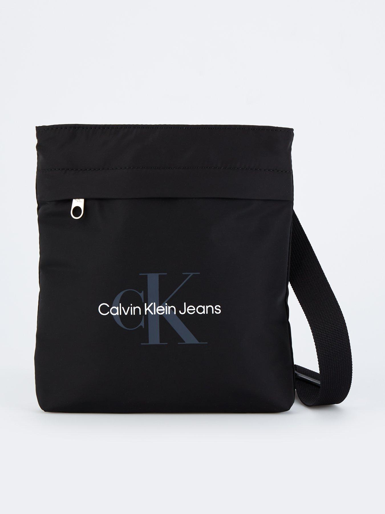 calvin-klein-jeans-sport-essentials-logo-phone-bag-black