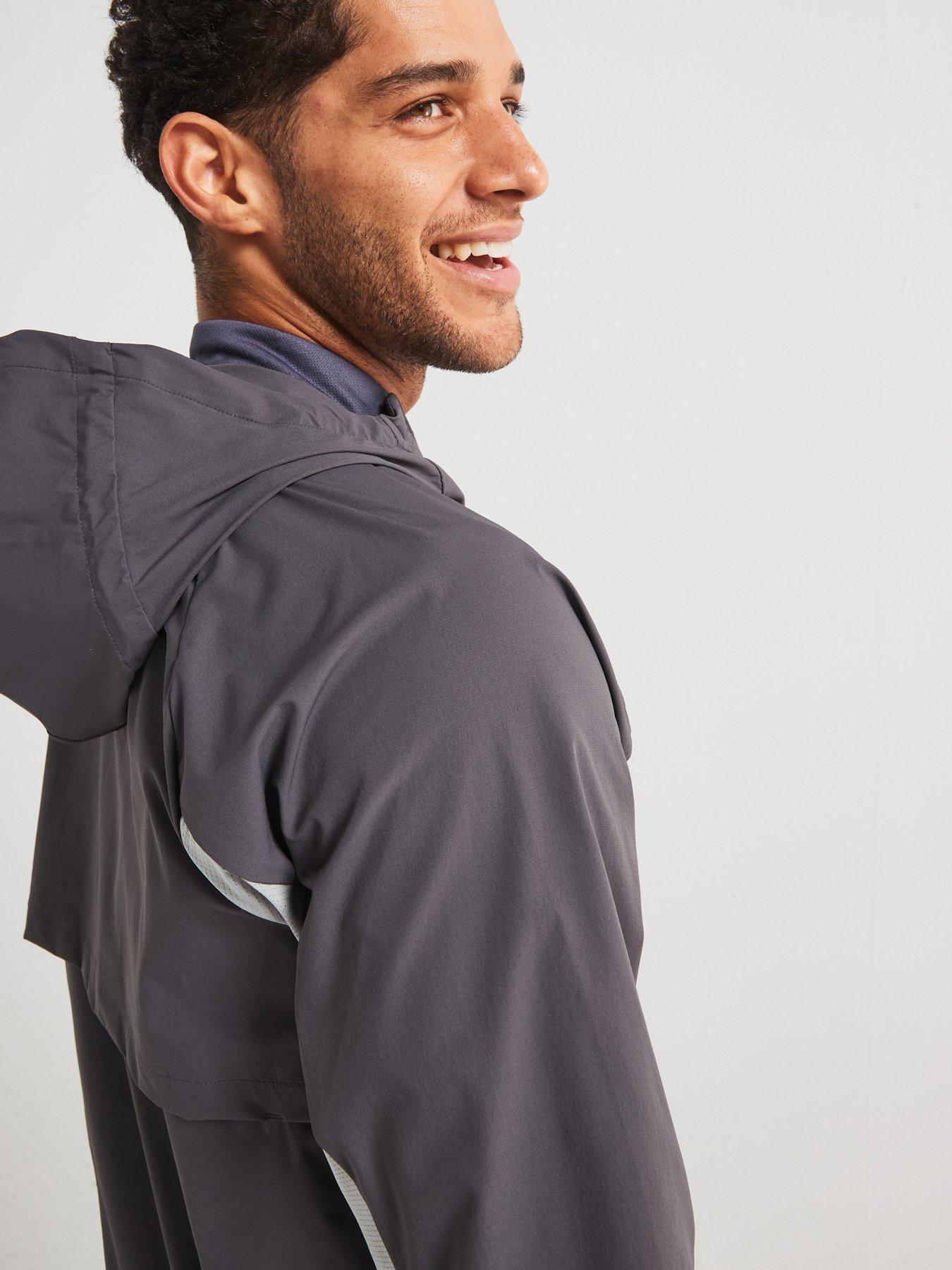  image of castore-mens-training-flex-woven-jacket-grey