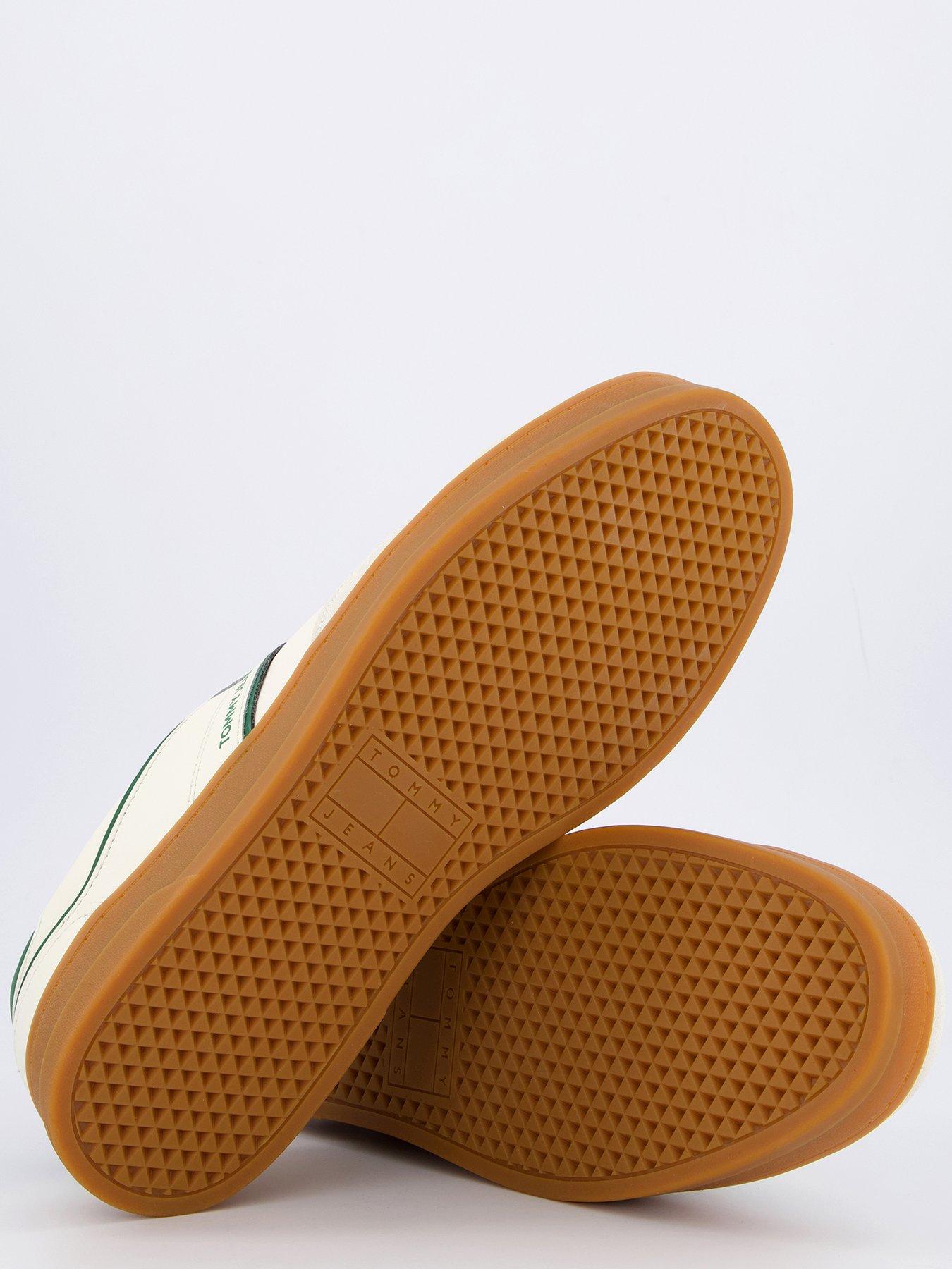 Image 4 of 7 of Tommy Jeans The Greenwich Leather Trainers - Off White