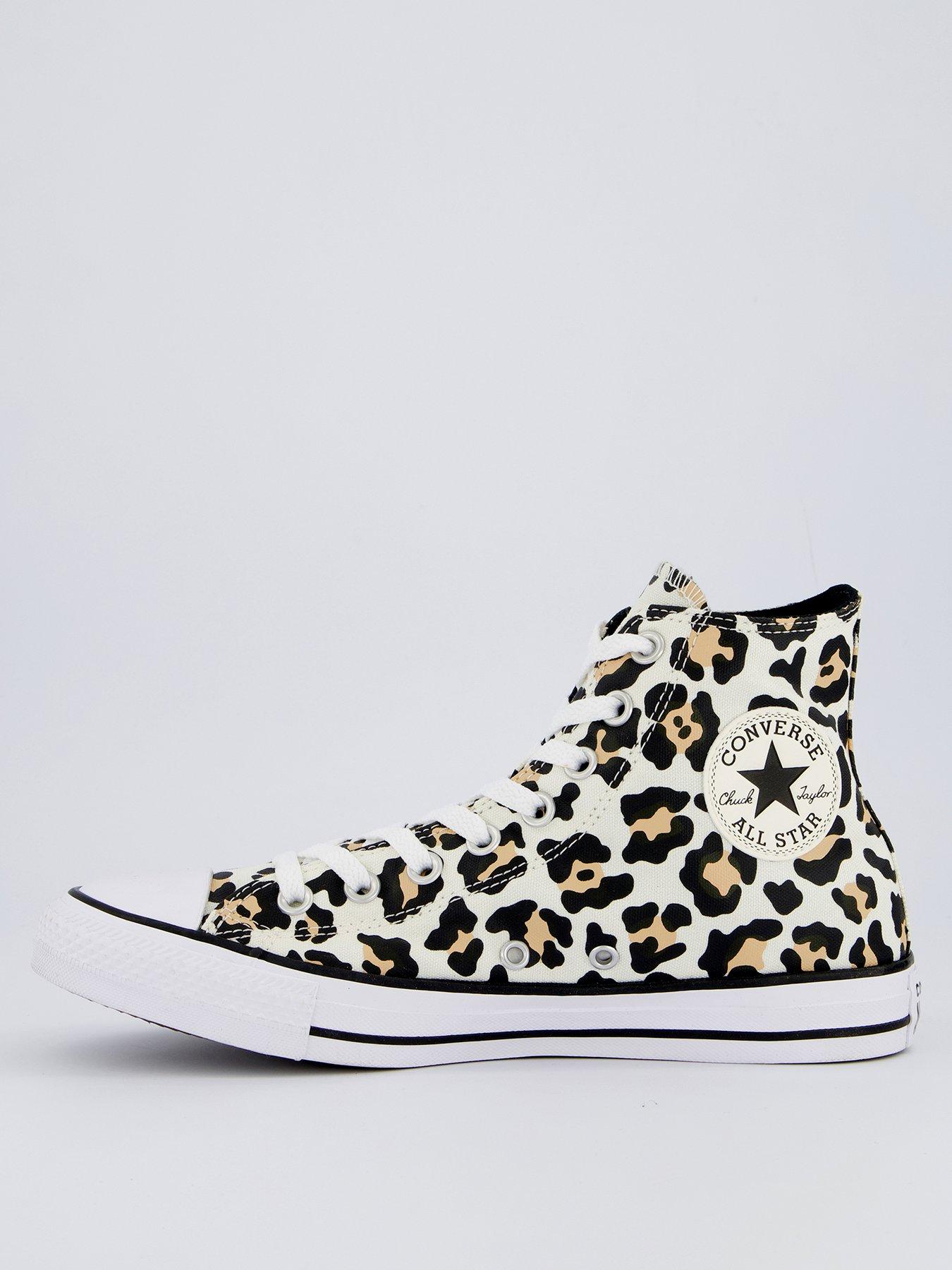 undefined Women's Chuck Taylor All Star Canvas Hi-Top Trainers - Black