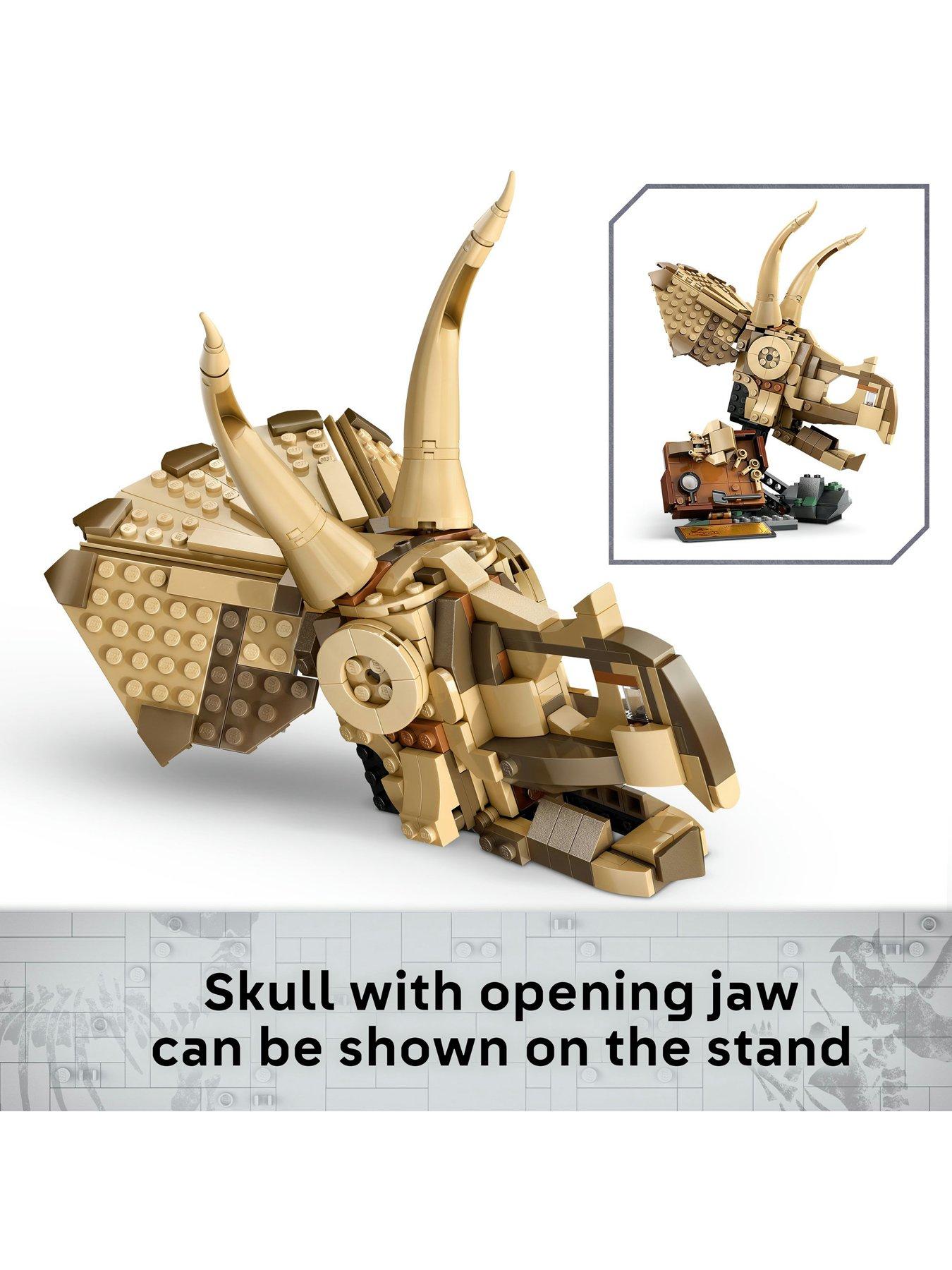 Image 4 of 7 of LEGO Jurassic World Dinosaur Fossils: Triceratops Skull 76969