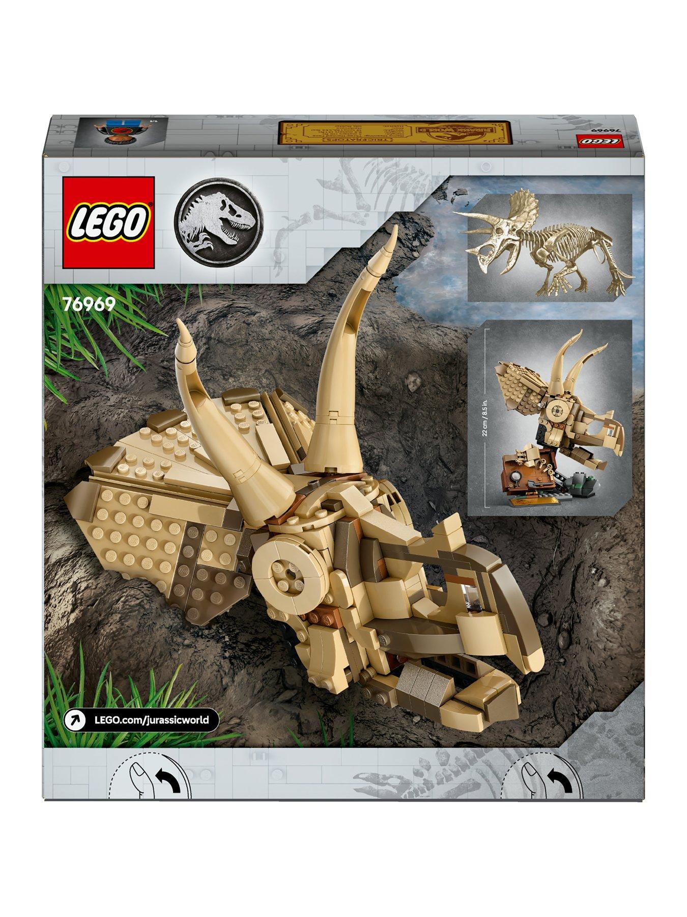 Image 7 of 7 of LEGO Jurassic World Dinosaur Fossils: Triceratops Skull 76969