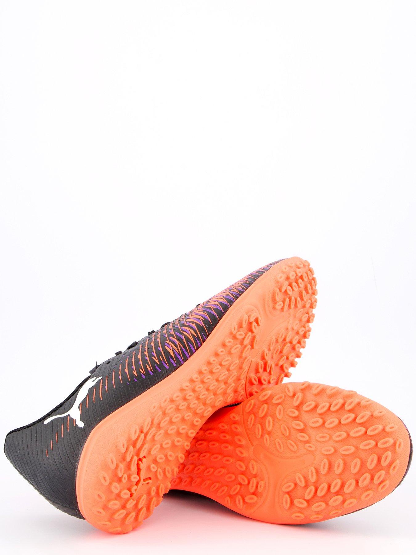  image of puma-mens-future-8-play-asteo-turf-football-boot-blackpurple-black