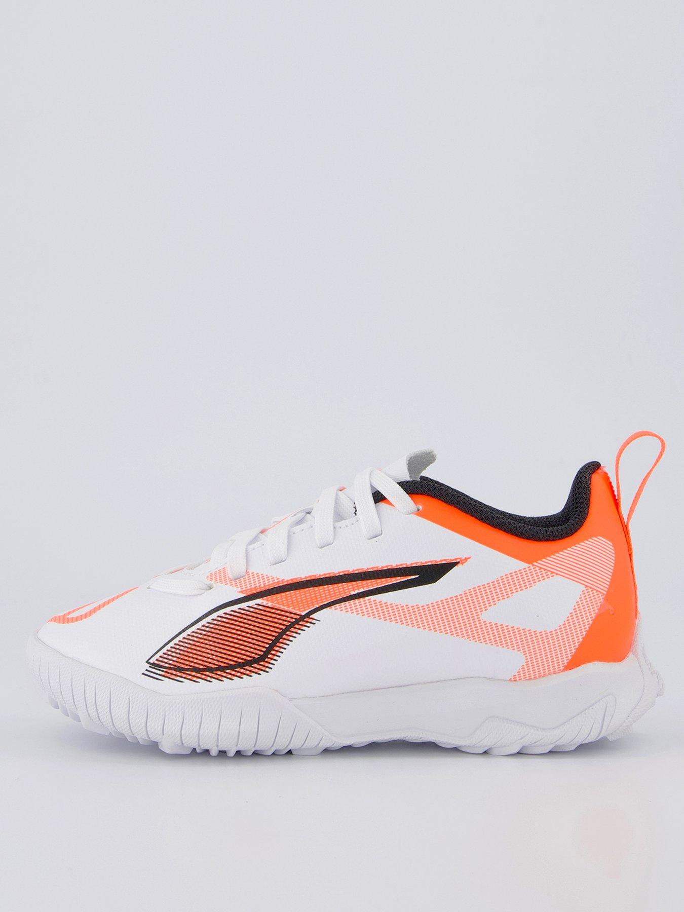  image of puma-junior-ultra-5-play-astro-turf-football-boots-white