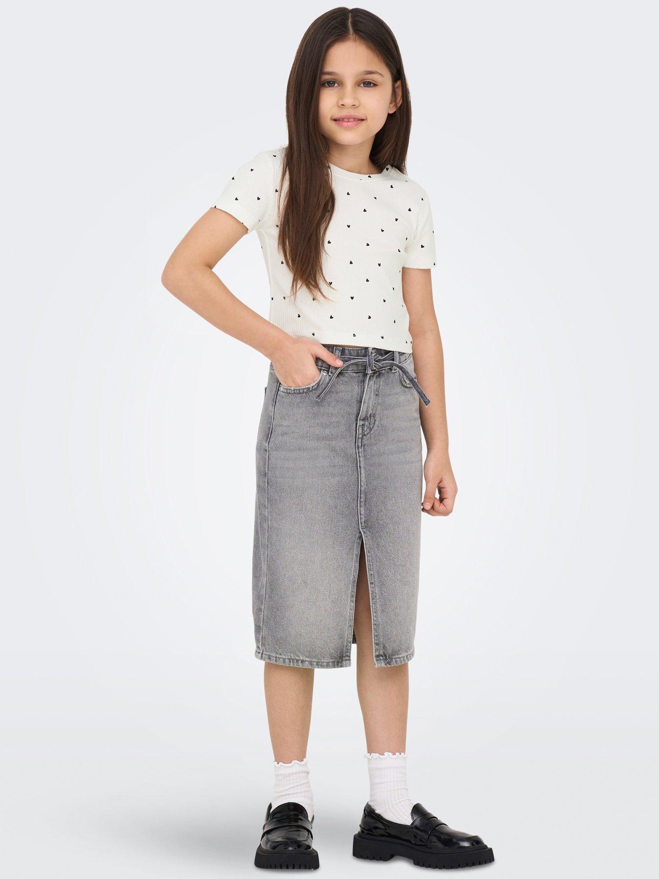 Image 3 of 6 of Only Kids Girls Heart Print Short Sleeve Tshirt - Cloud Dancer