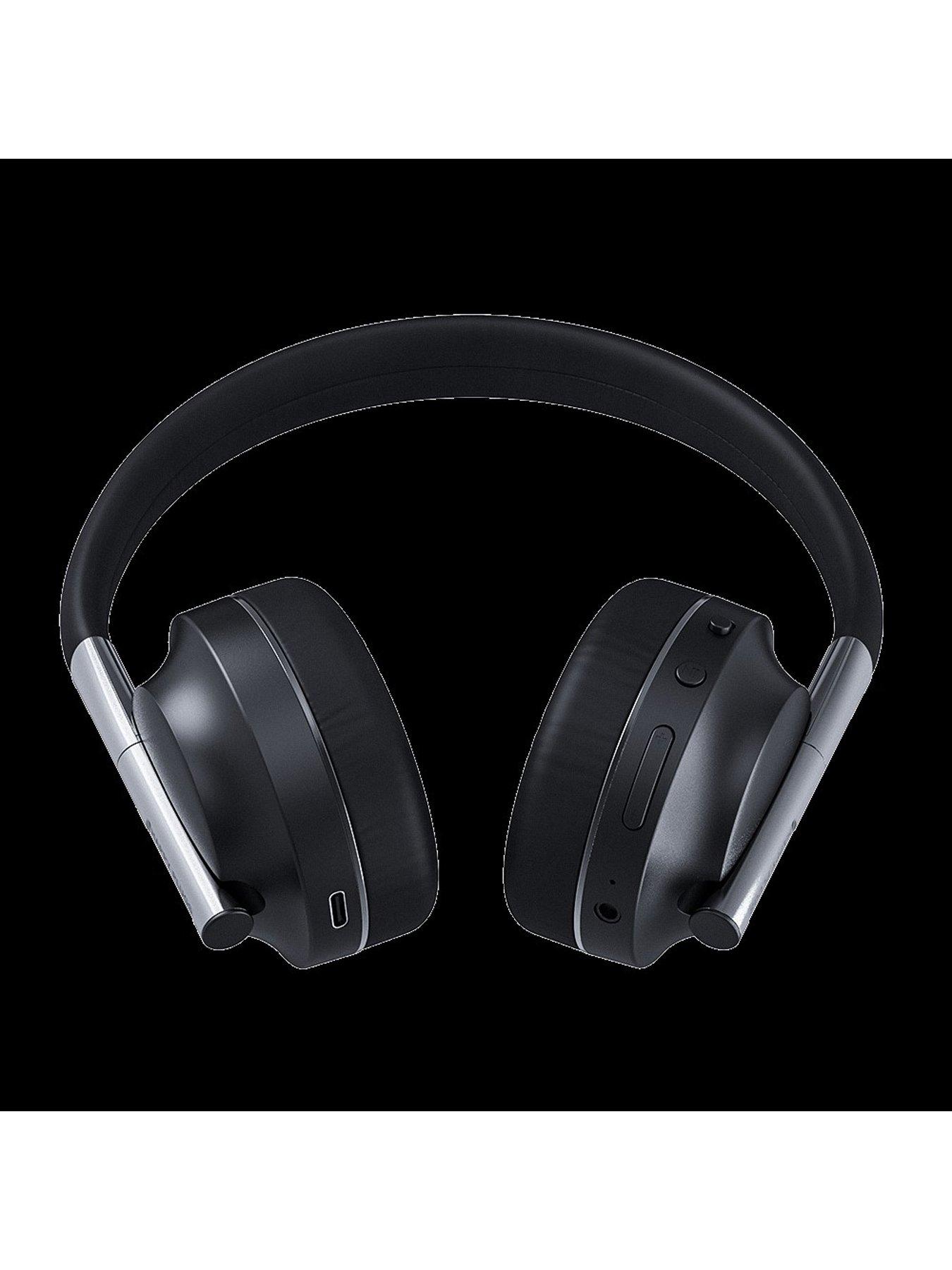  image of happy-plugs-play-headphones