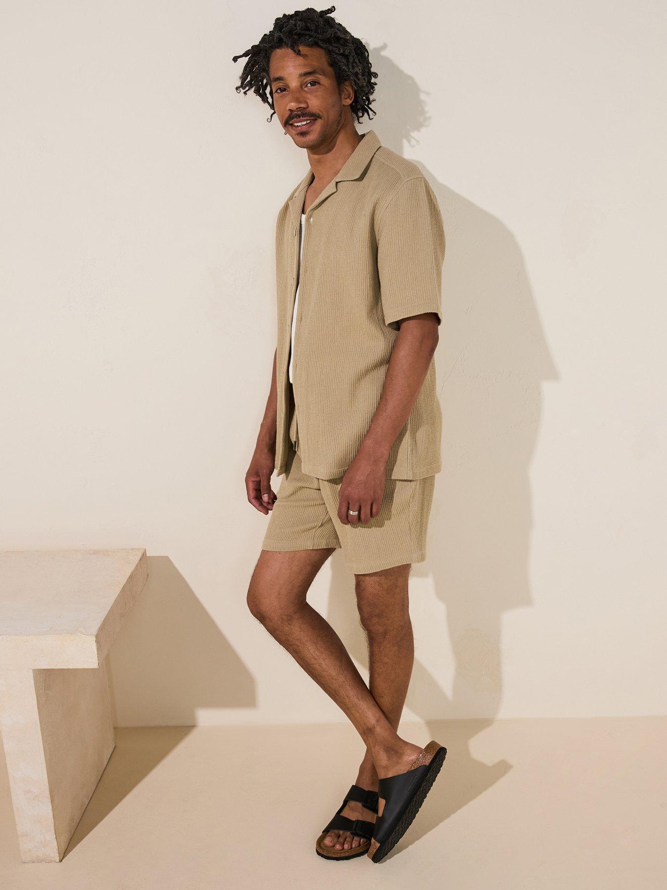 Image 3 of 6 of ONLY & SONS Bertil Waffle Shorts - Beige