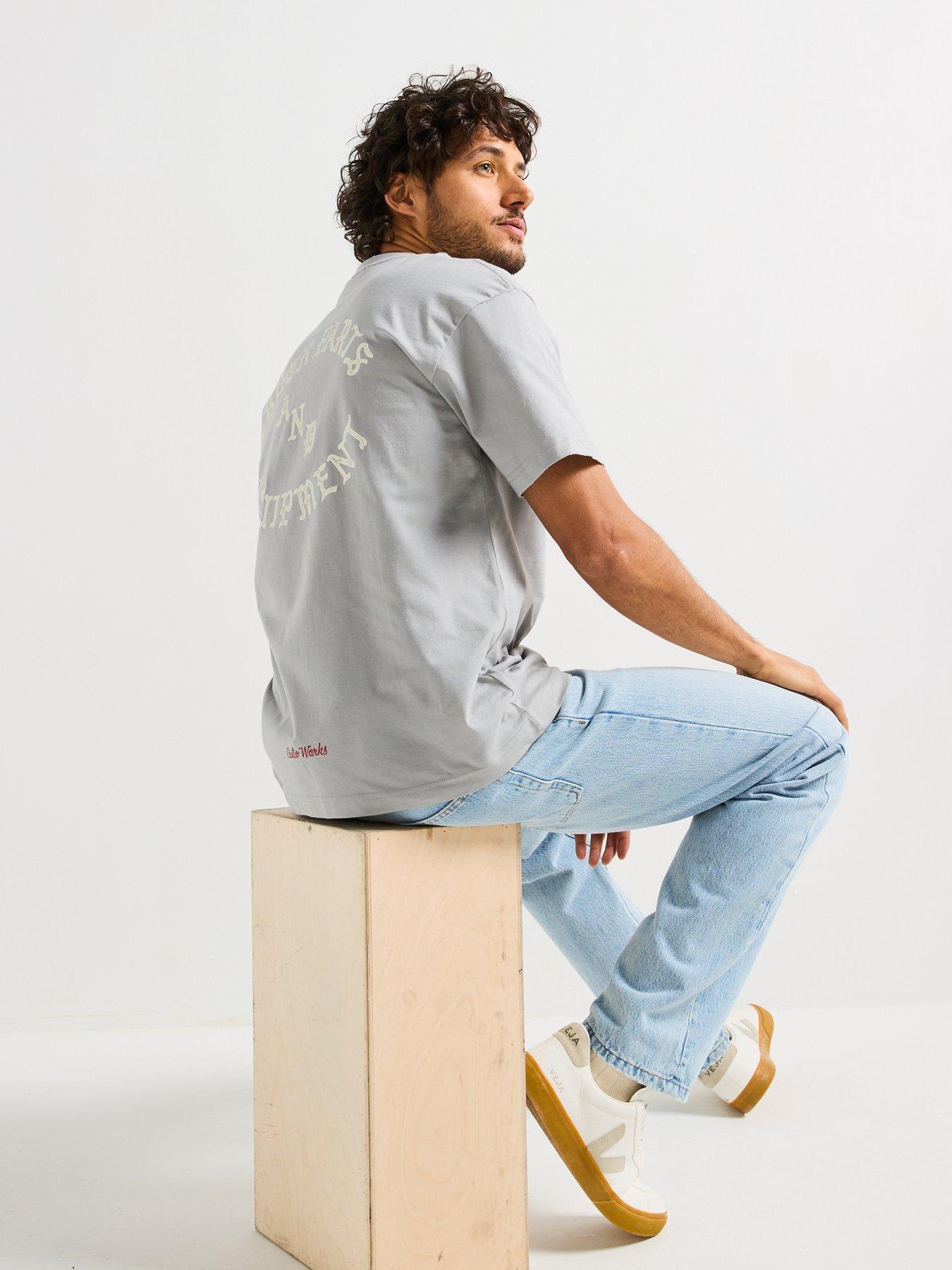 Image 4 of 4 of ONLY & SONS Only &amp; Sons Drew Loose Fit Washed T-shirt - Grey