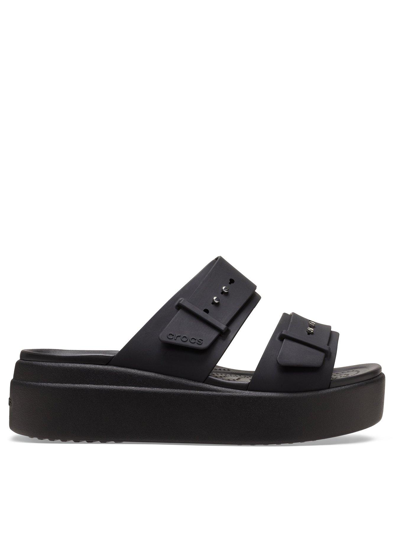 crocs-brooklyn-buckle-low-wedge--black