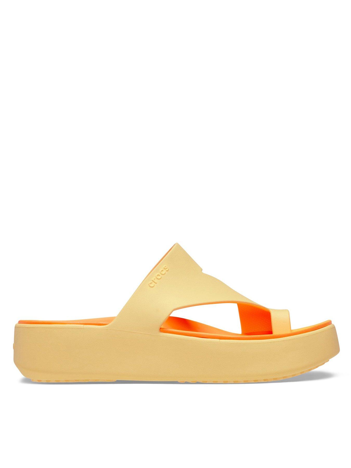 undefined Getaway Platform Toe Loop Sandal - Orange