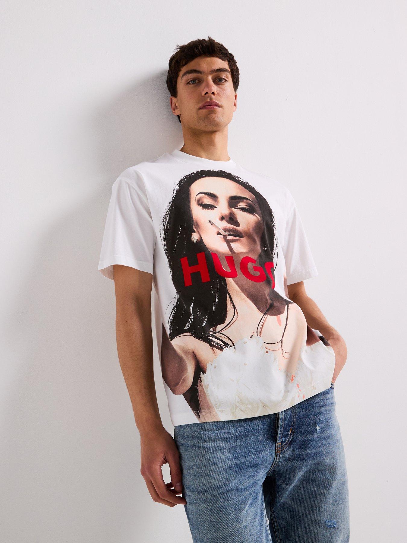 hugo-duwedie-relaxed-smoking-woman-graphic-t-shirt-white