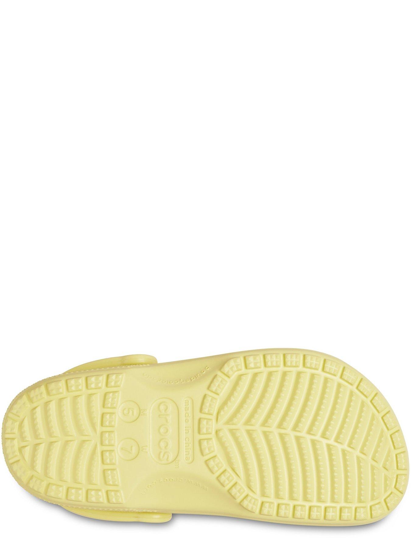  image of crocs-classic-clog-yellow