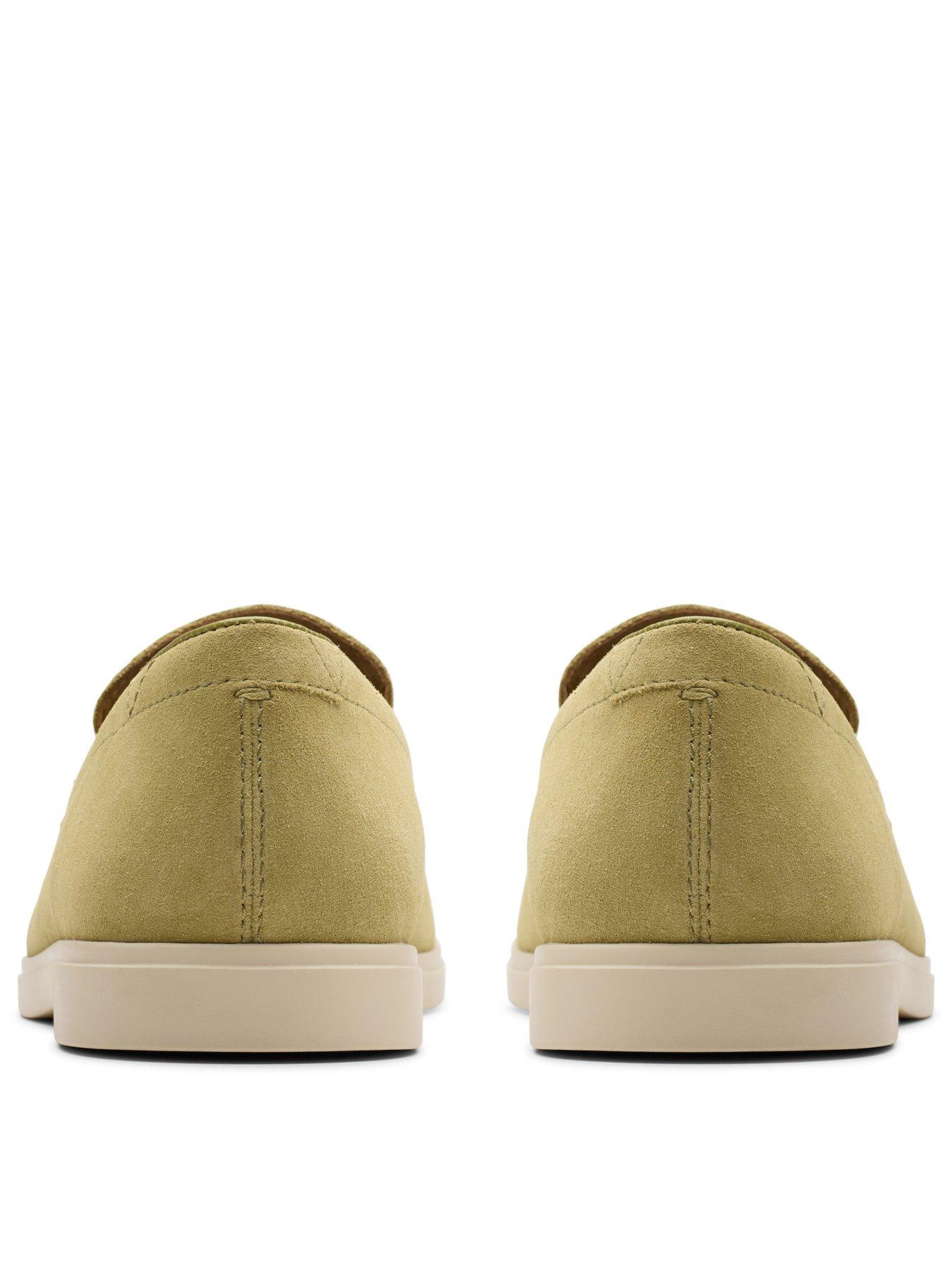  image of clarks-torford-easy-loafer