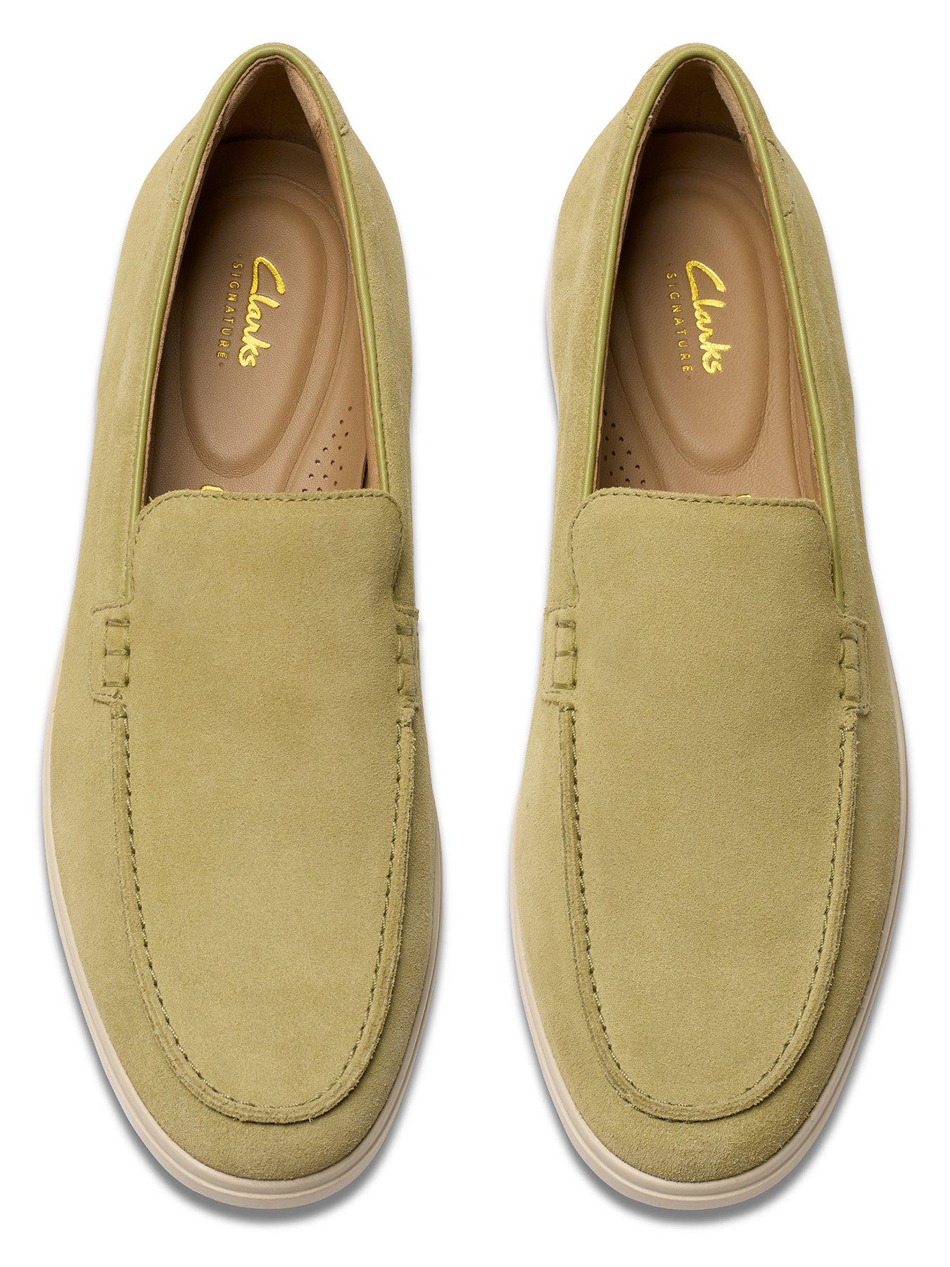  image of clarks-torford-easy-loafer
